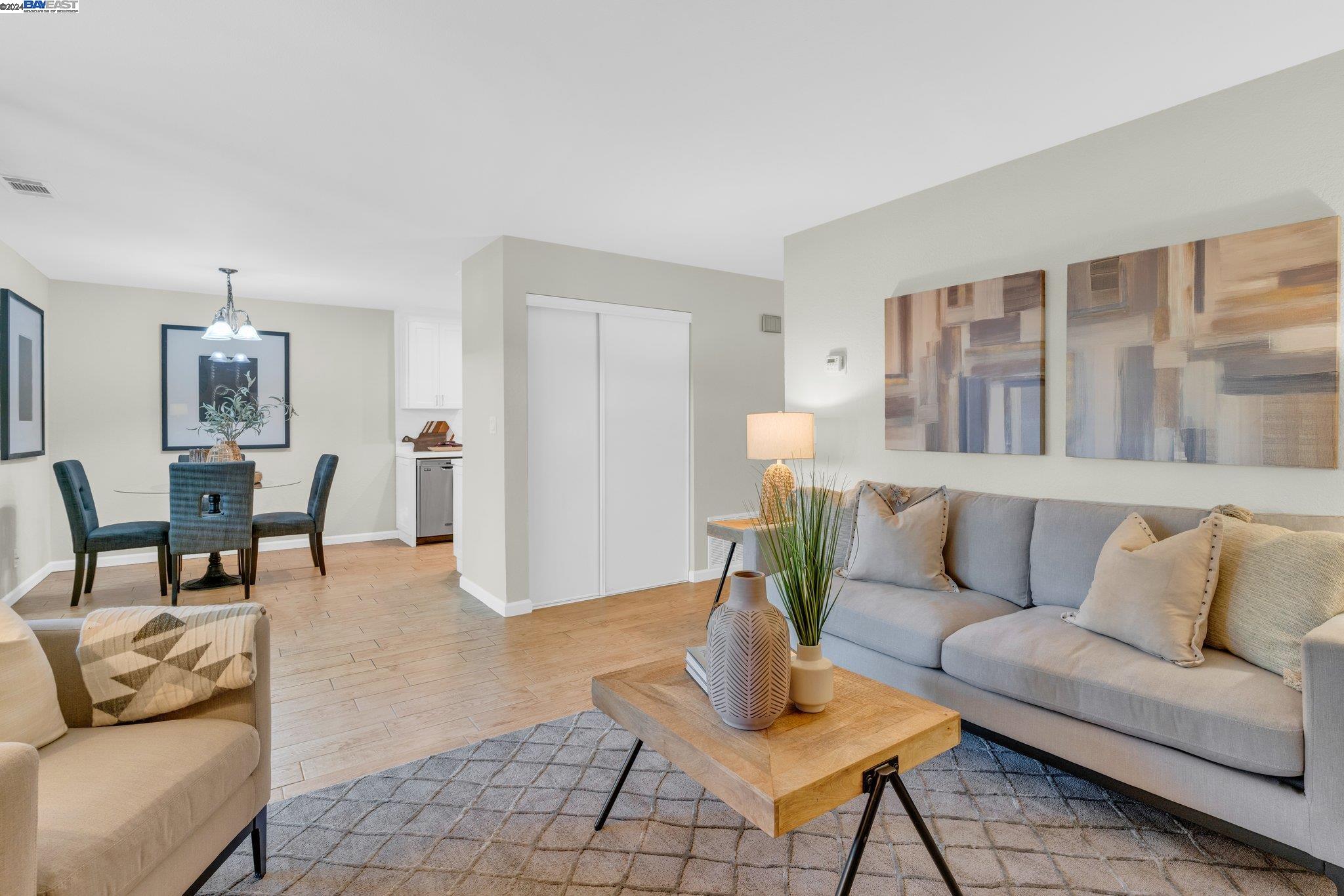 Photo #3: 41062247 Listing 