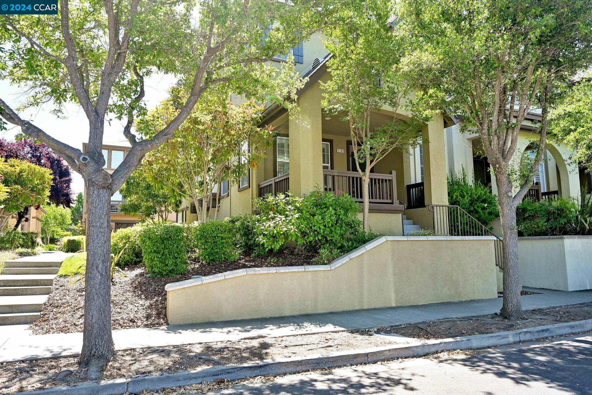 Photo #2: 41062253 Listing 