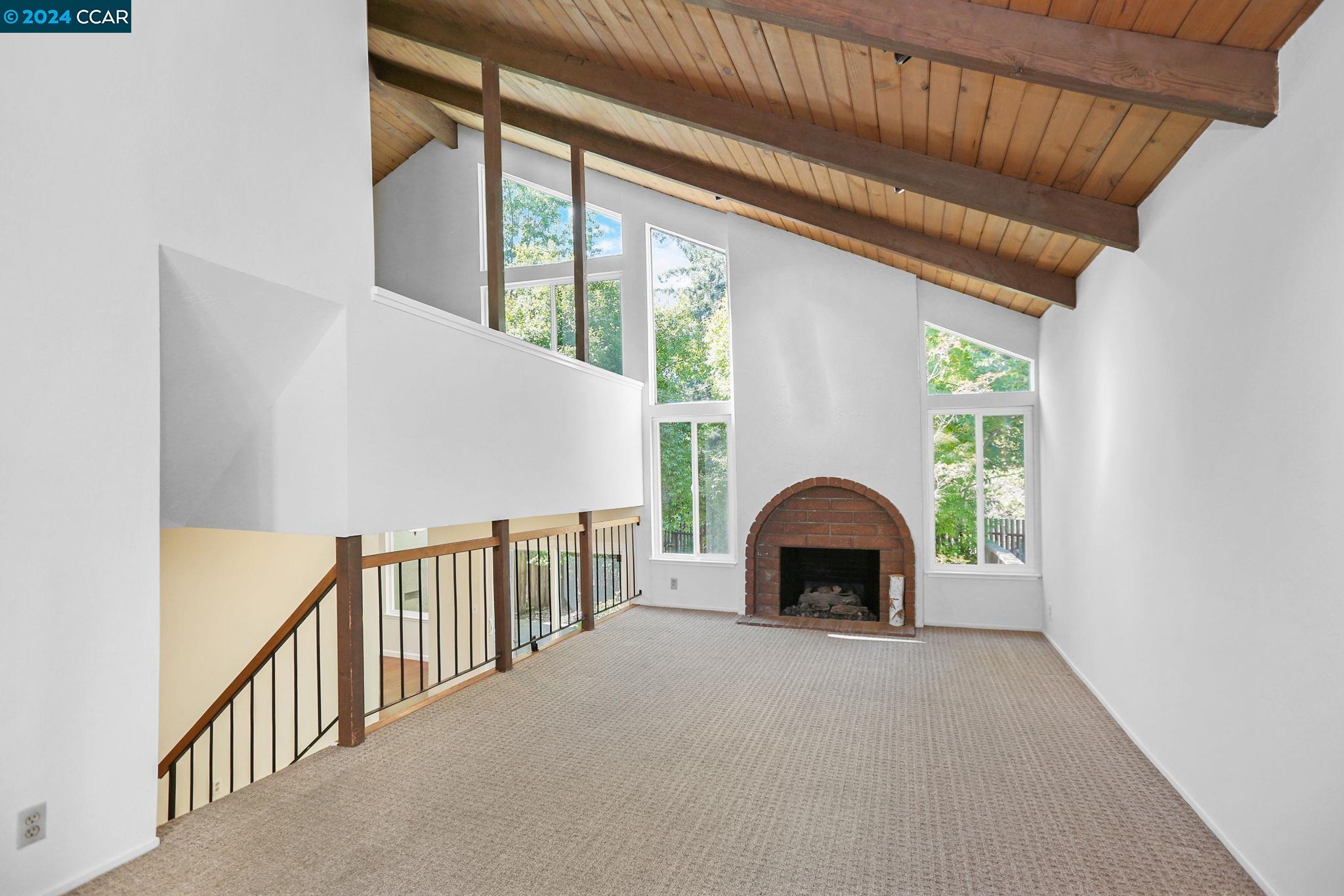 Photo #3: 41062302 Listing 