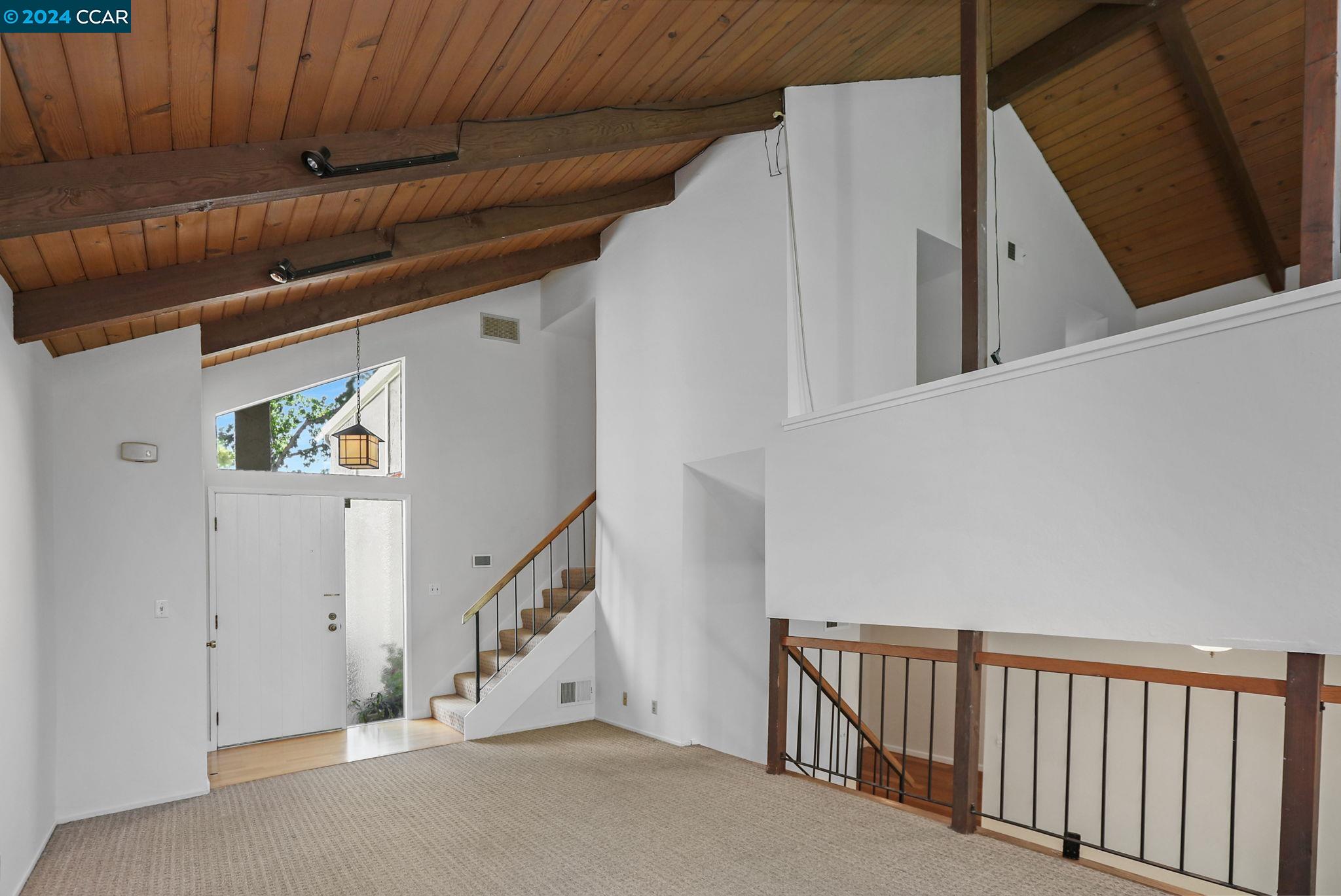 Photo #5: 41062302 Listing 