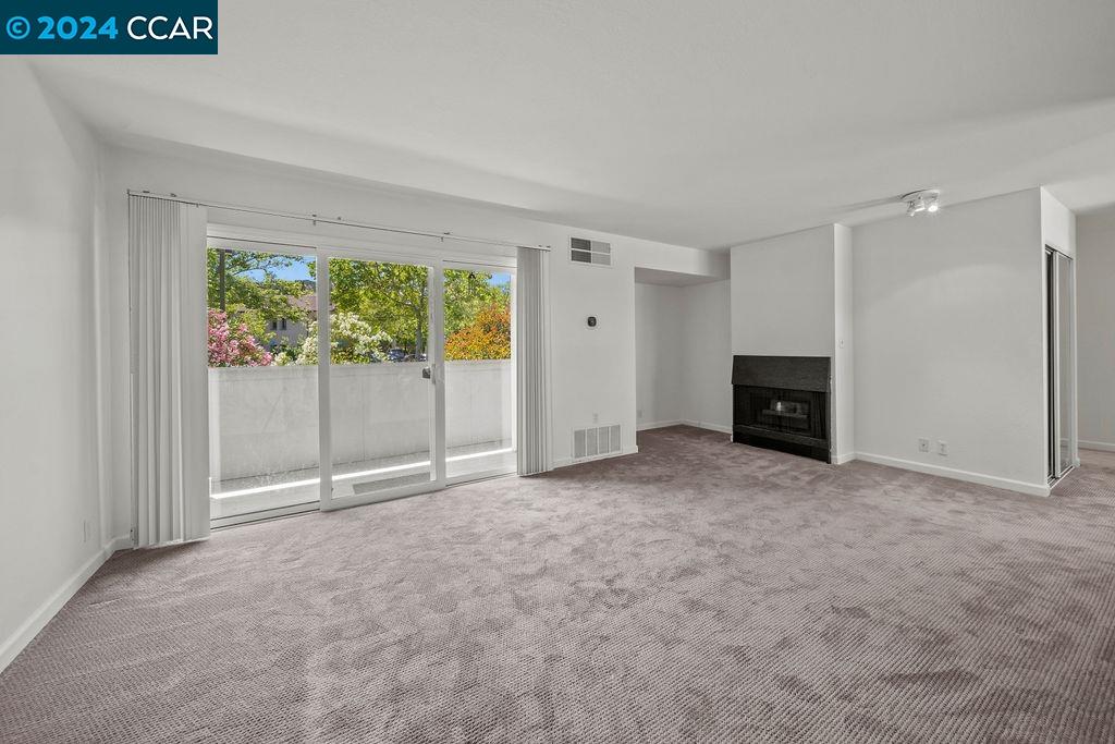 Photo #3: 41062306 Listing 