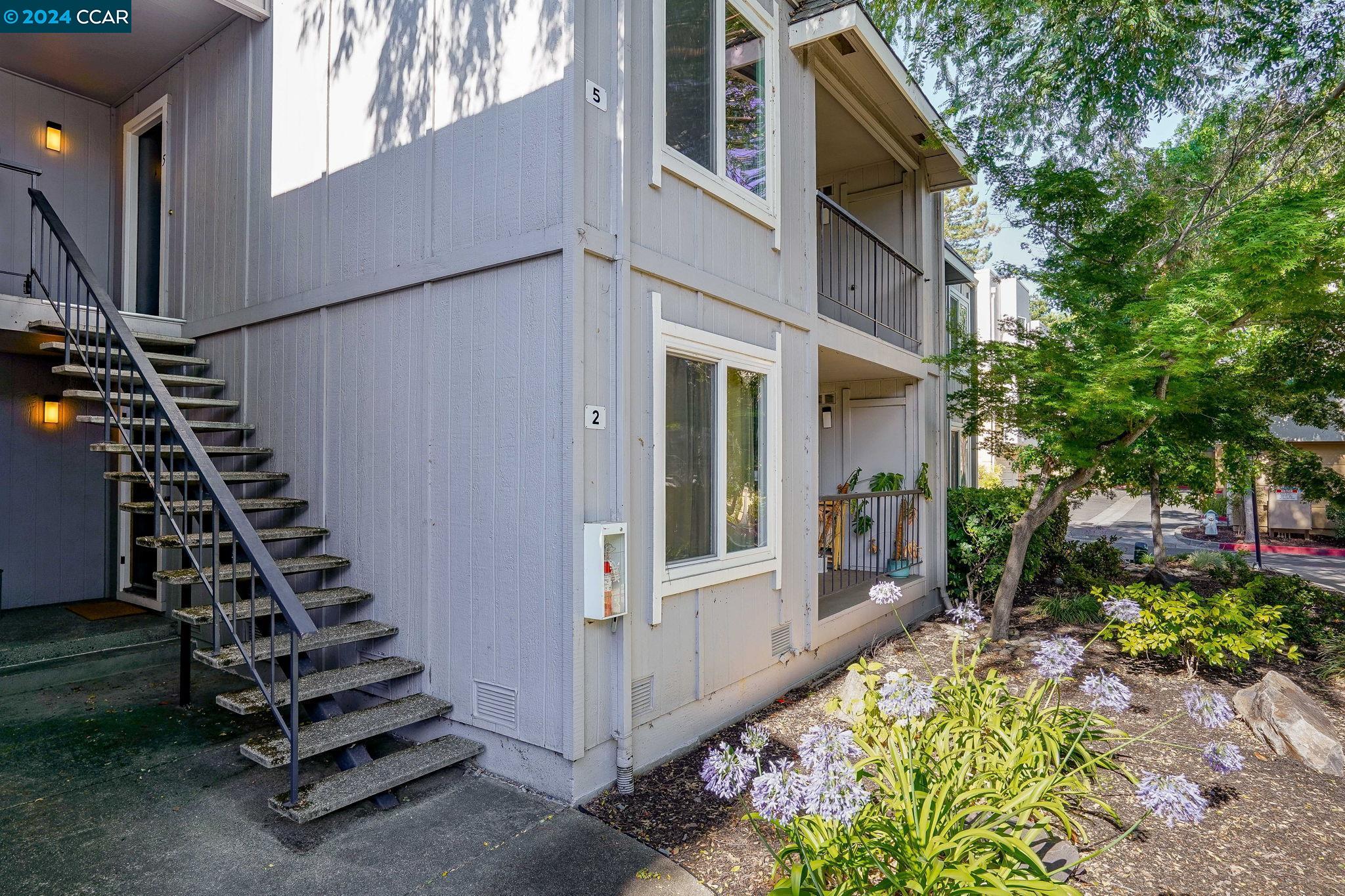 Photo #2: 41062391 Listing 
