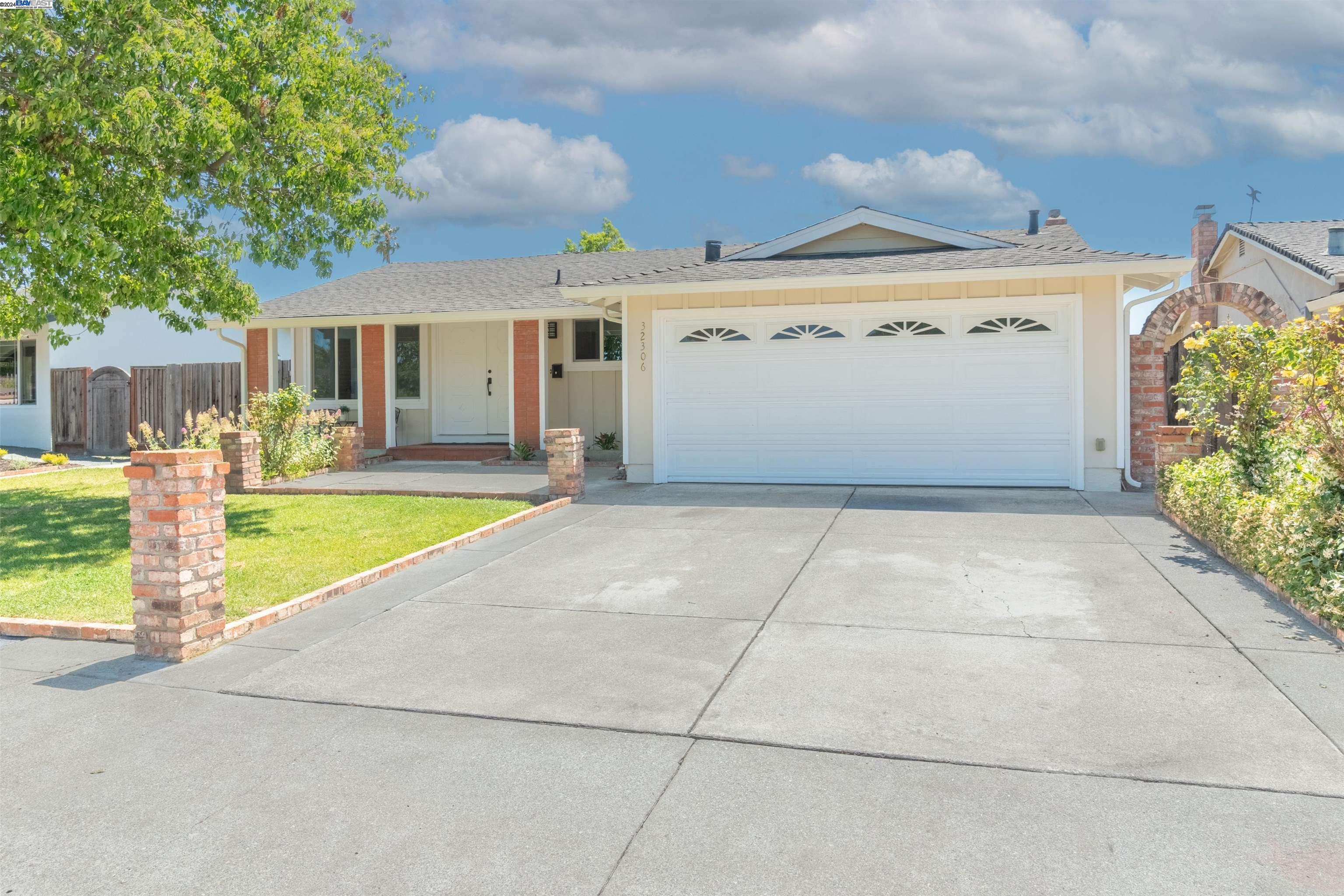 Detail Gallery Image 1 of 1 For 32306 Deborah Dr, Union City,  CA 94587 - 3 Beds | 2 Baths