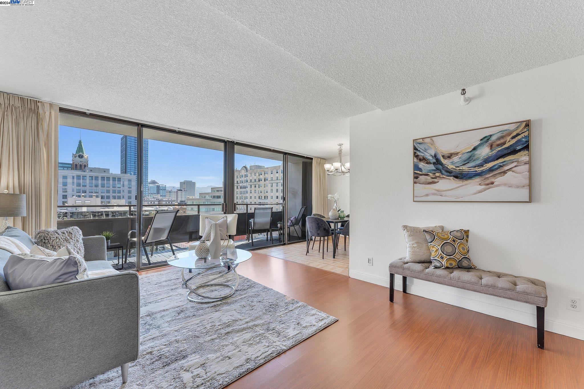 Photo #2: 41062459 Listing 