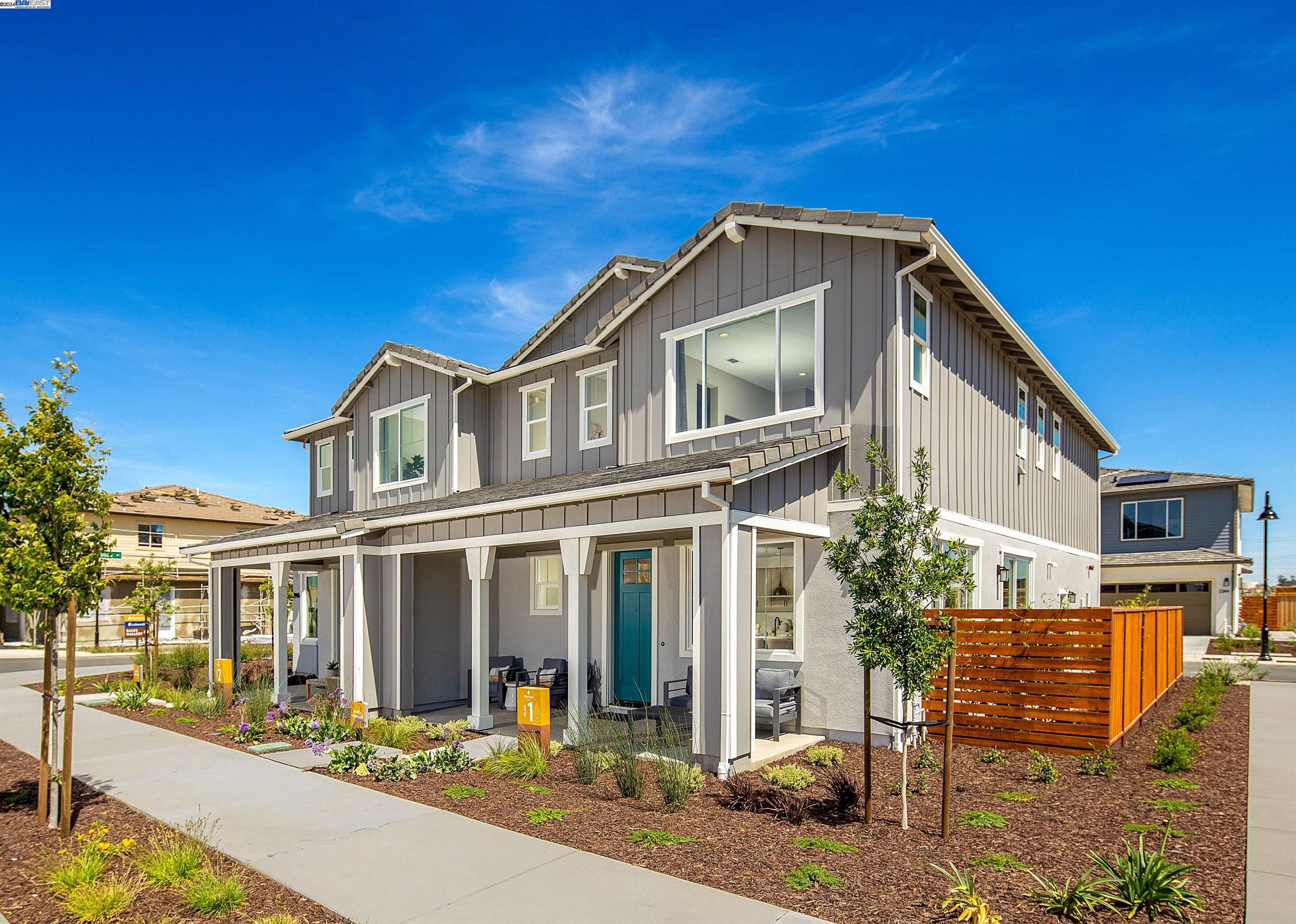 Detail Gallery Image 1 of 1 For 2534 Cyan Drive #14,  Fairfield,  CA 94533 - 3 Beds | 2/1 Baths