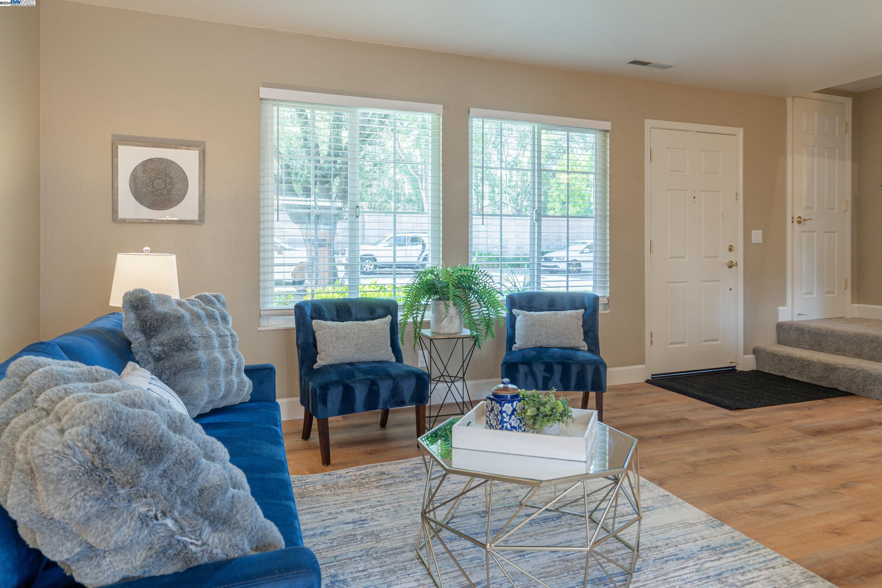 Photo #5: 41062477 Listing 