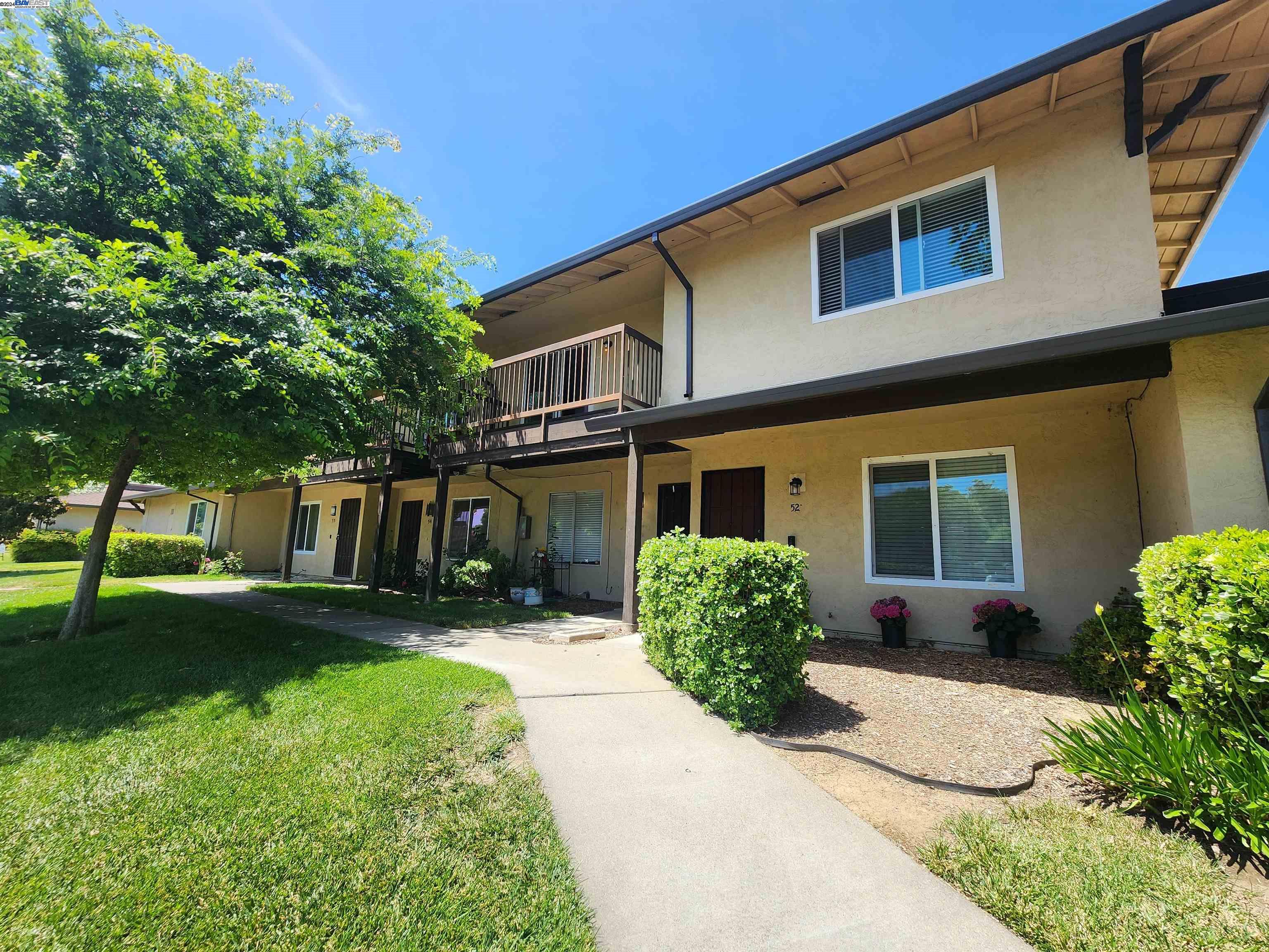 Detail Gallery Image 1 of 1 For 52 W Elliot St #53,  Woodland,  CA 95695 - 2 Beds | 1/1 Baths