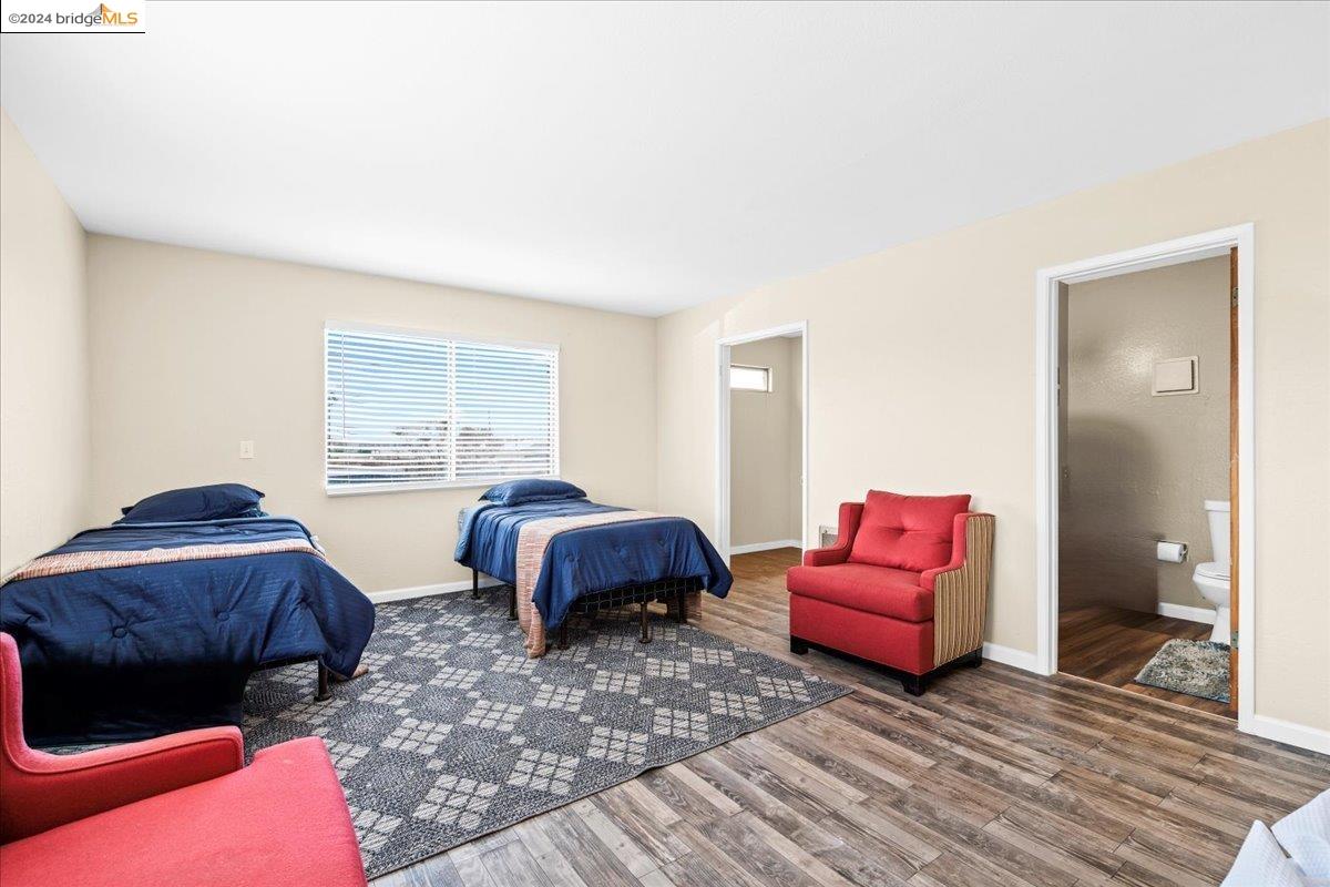 1000 102nd Avenue, Oakland, California 94603, 3 Bedrooms Bedrooms, 6 Rooms Rooms,3 BathroomsBathrooms,Residential,For Sale,1000 102nd Avenue,41062602