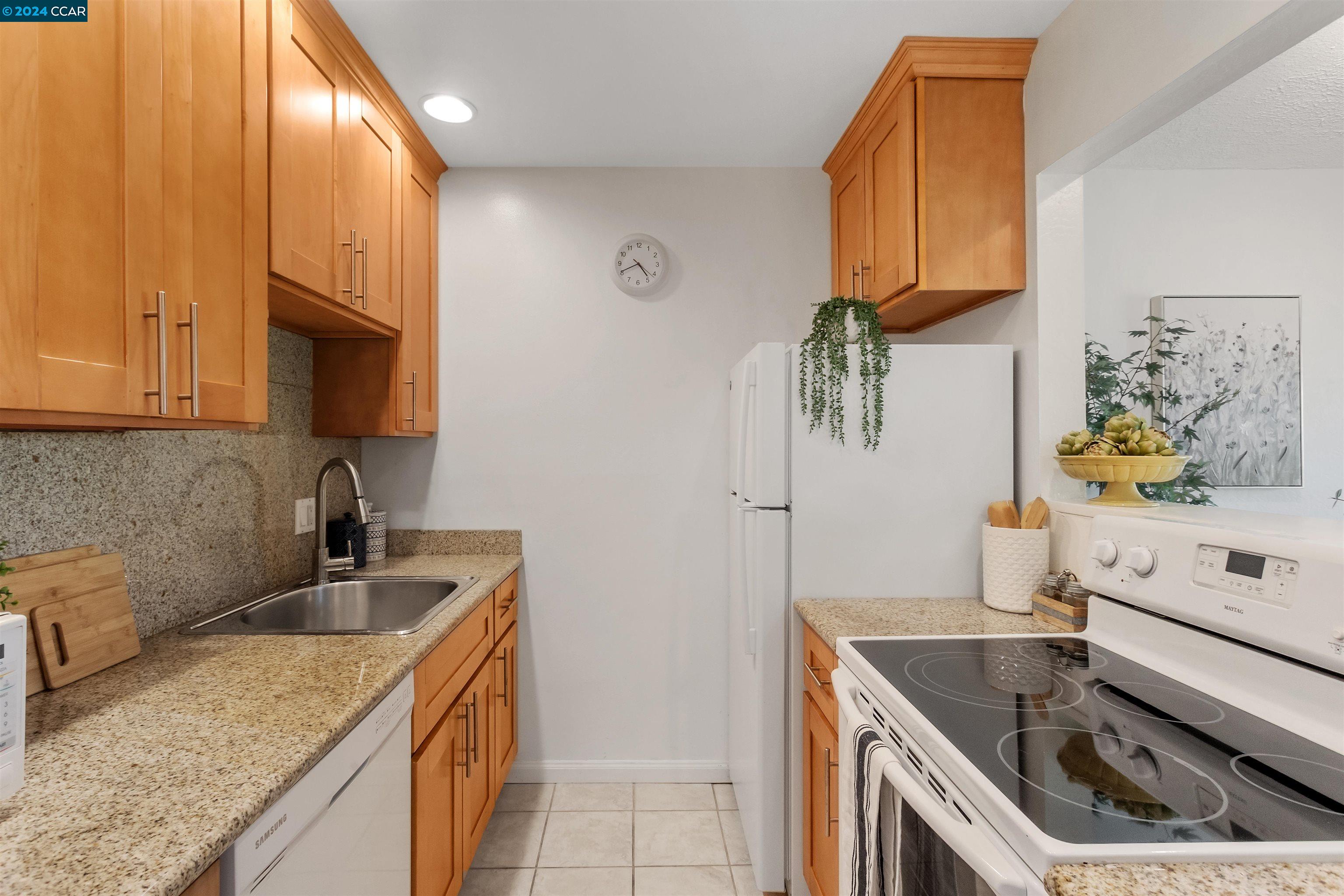 Photo #5: 41062619 Listing 