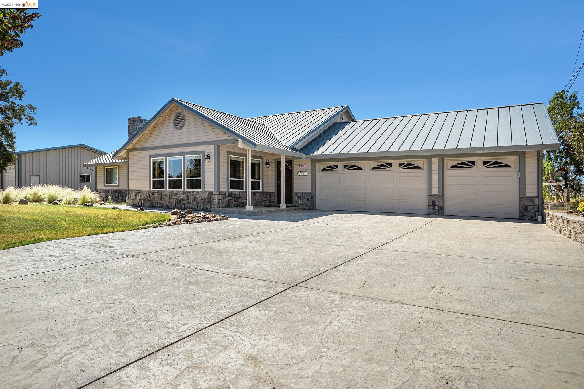 Detail Gallery Image 1 of 1 For 4500 Kellogg Creek Rd, Byron,  CA 94514 - 3 Beds | 2 Baths