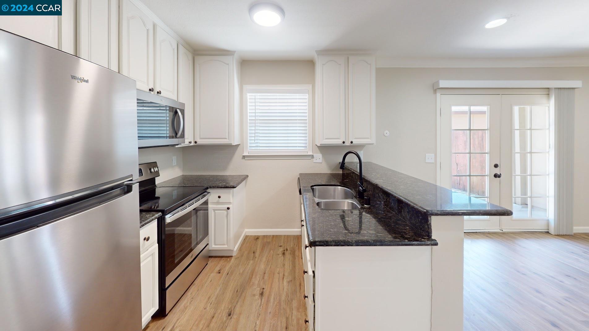 More Details about MLS # 41062642 : 37 EL CAPITAN LN
