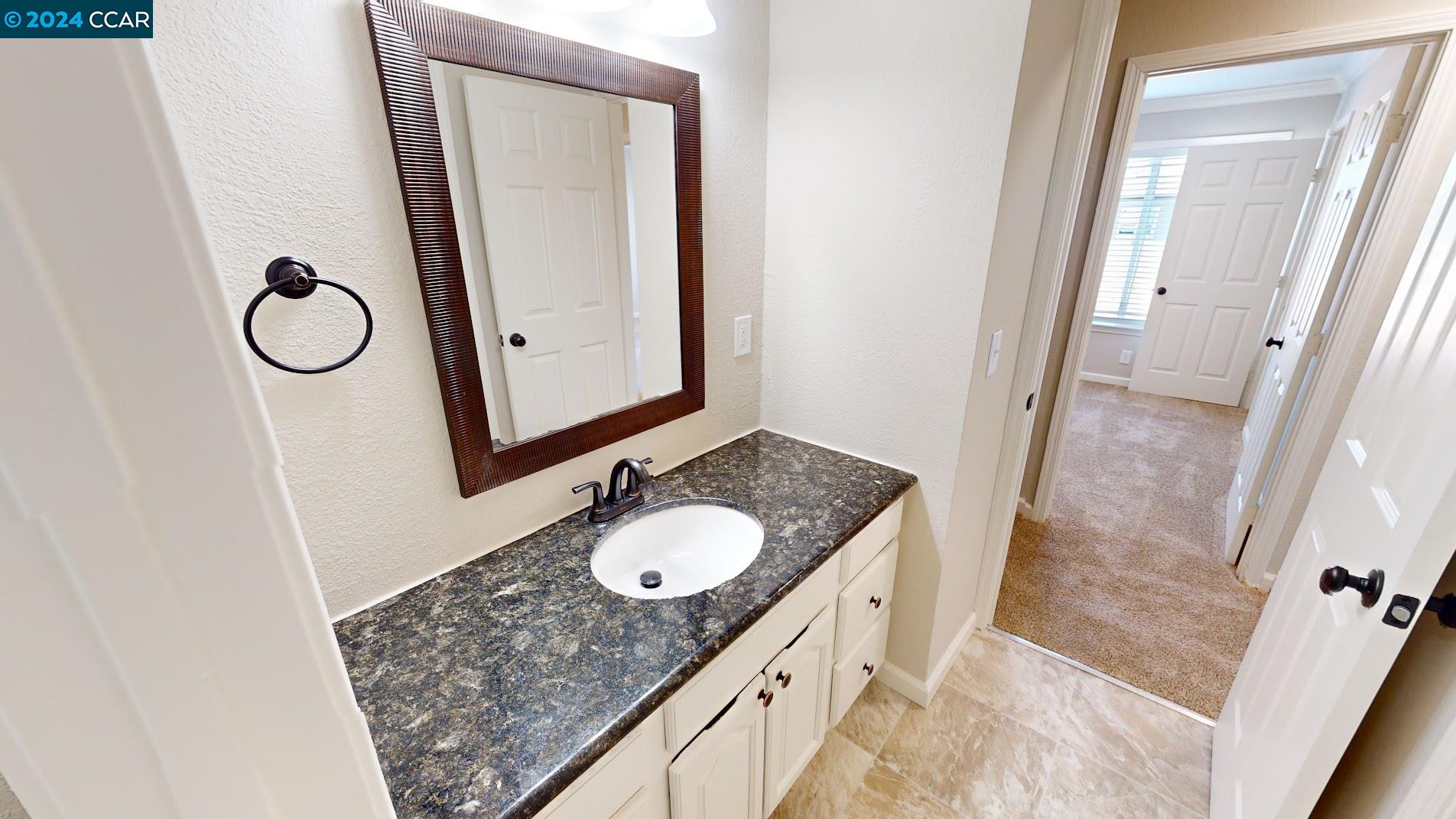 Photo #5: 41062642 Listing 