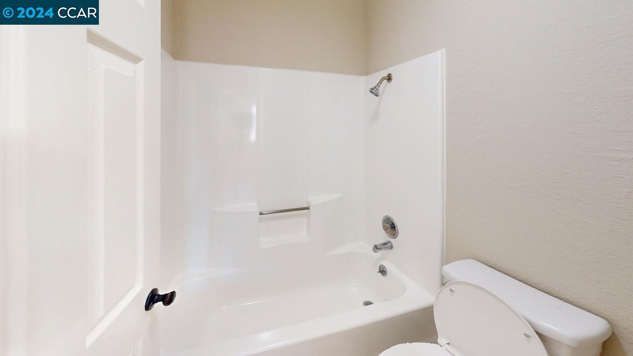 Photo #6: 41062642 Listing 