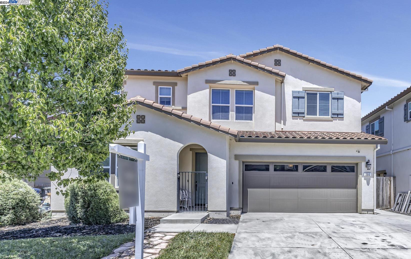 Detail Gallery Image 1 of 1 For 206 Wynn St, Oakley,  CA 94561 - 5 Beds | 3 Baths