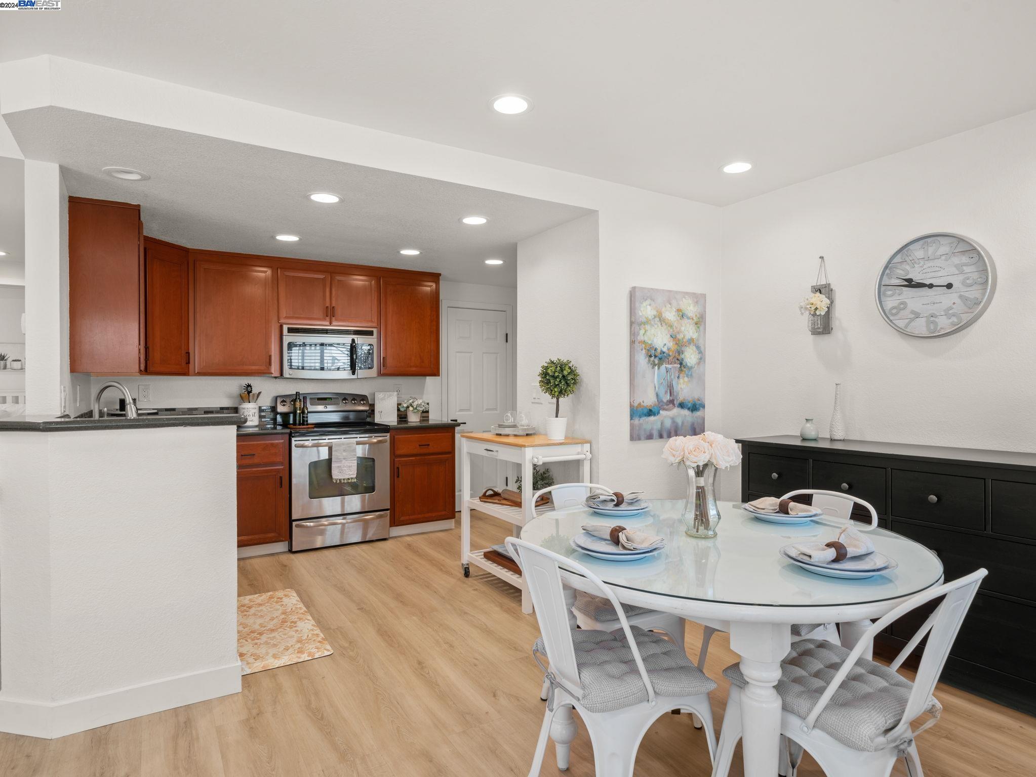 Photo #4: 41062729 Listing 