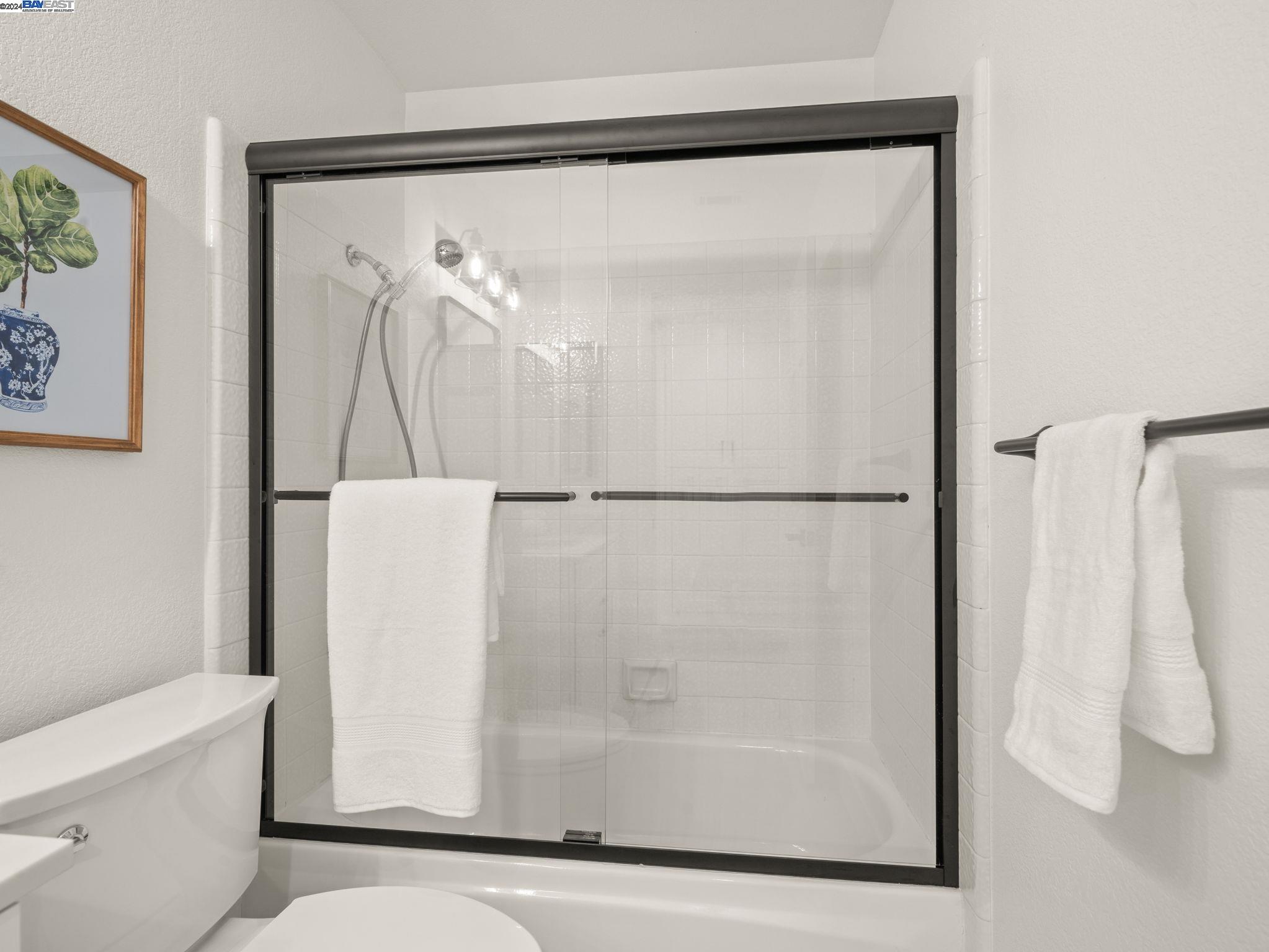 Photo #6: 41062729 Listing 