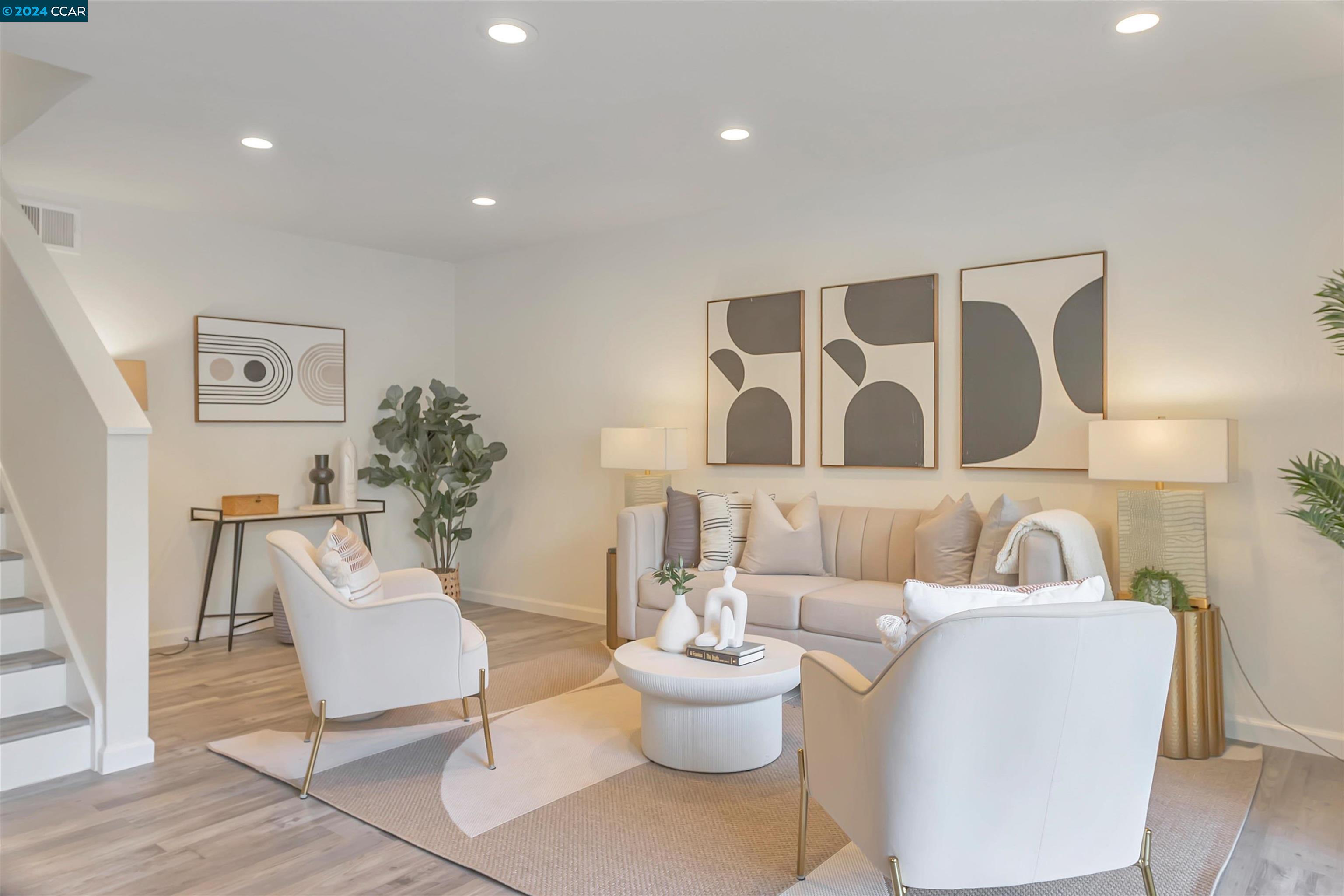 Photo #2: 41062758 Listing 
