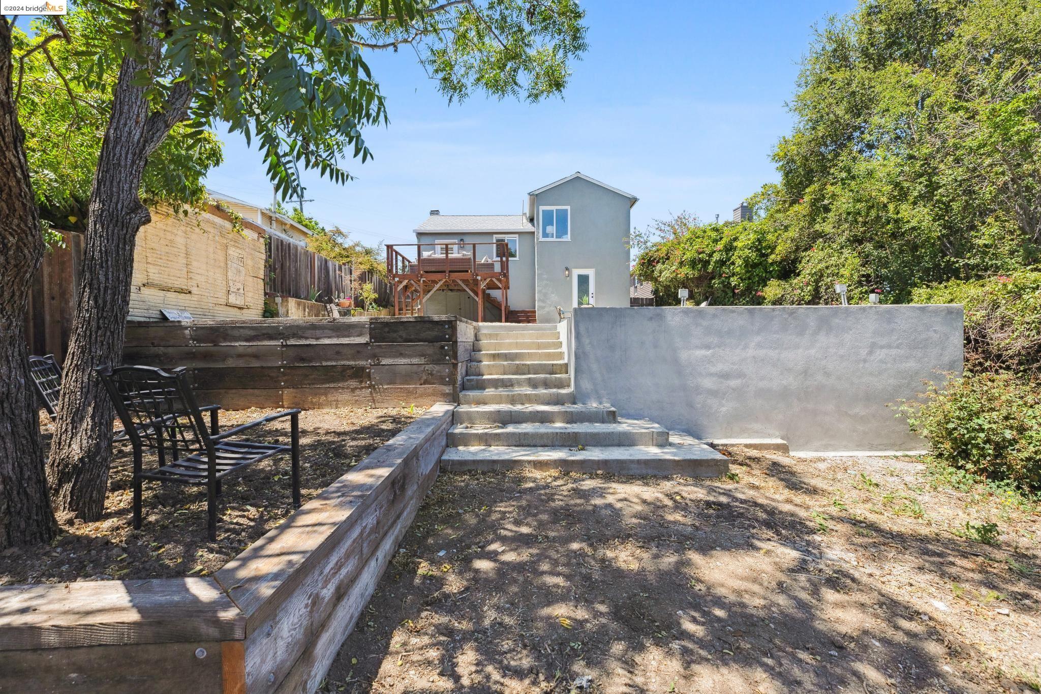 7626 Sterling Dr