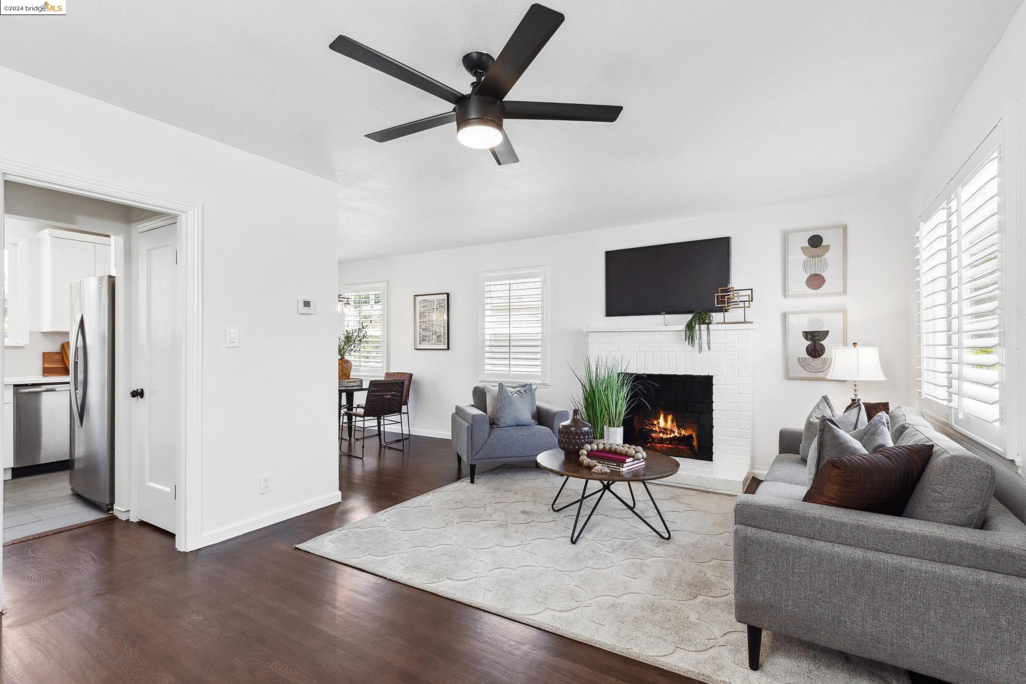 7626 Sterling Dr