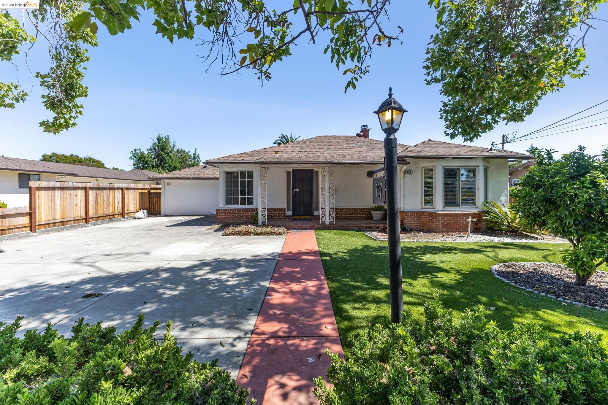 Front Image Thumbnail for EB41062860