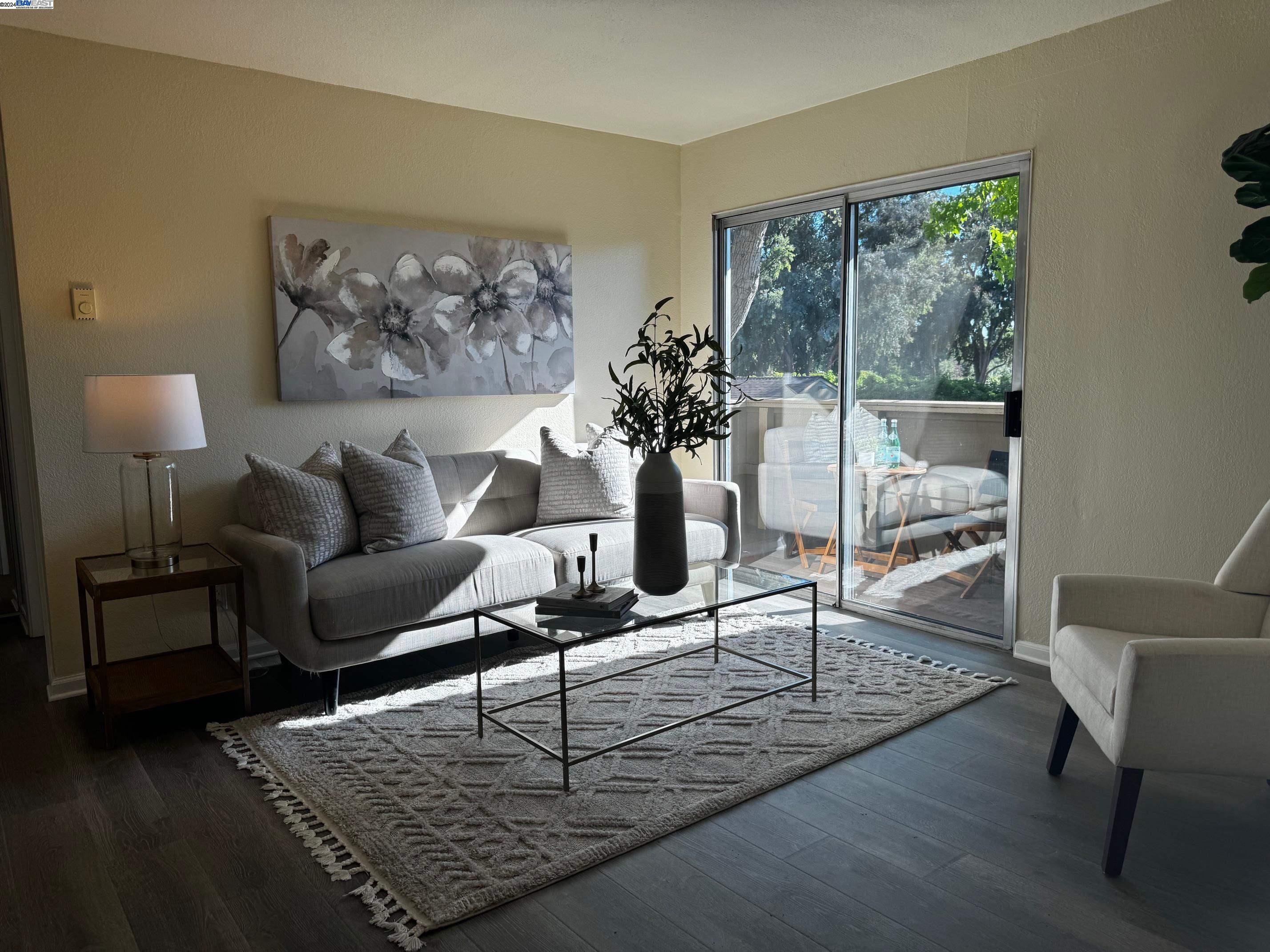 Photo #2: 41062906 Listing 