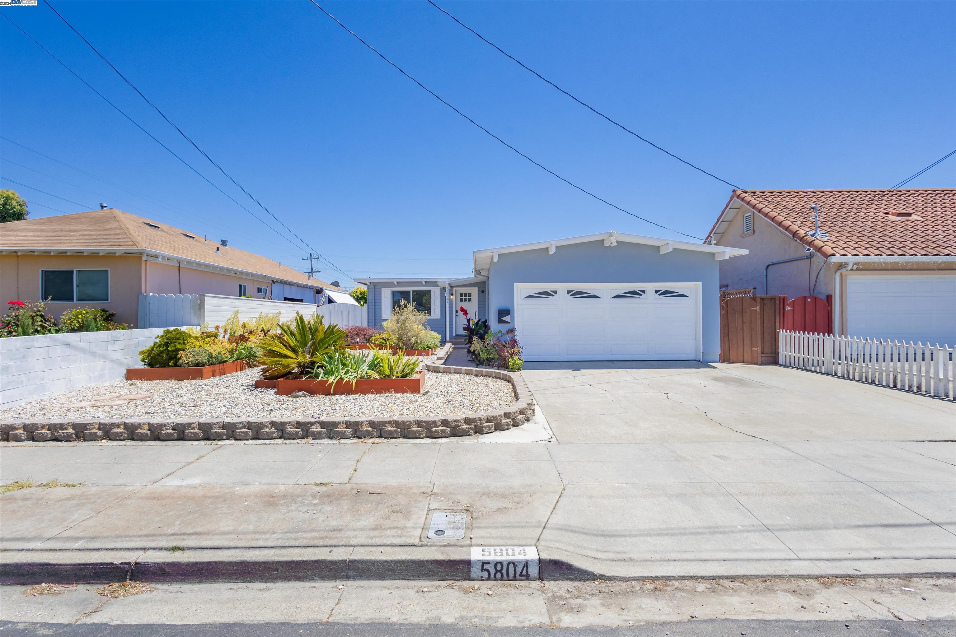 Detail Gallery Image 1 of 1 For 5804 Biddle Ave, Newark,  CA 94560 - 3 Beds | 2 Baths