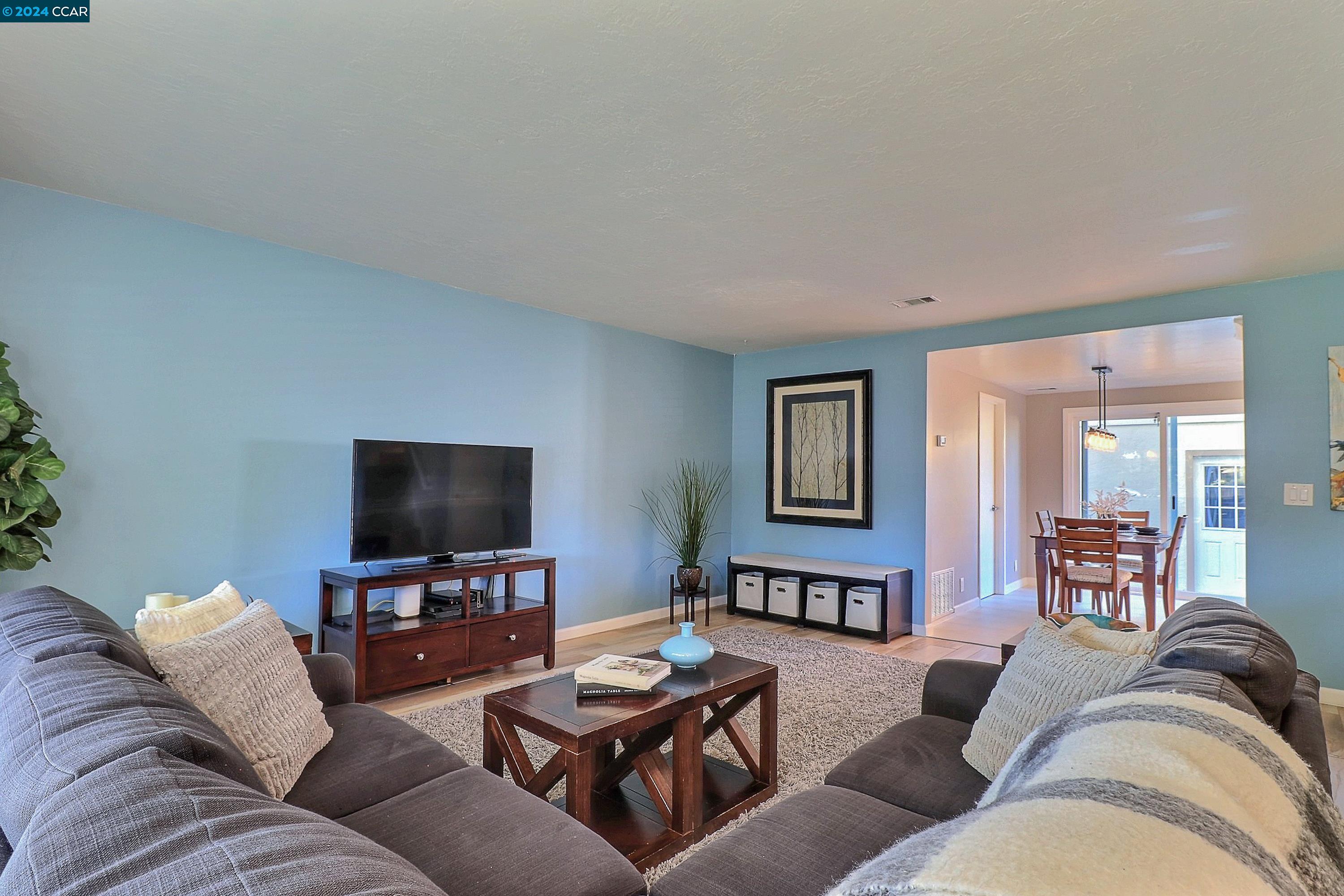 Photo #3: 41062954 Listing 