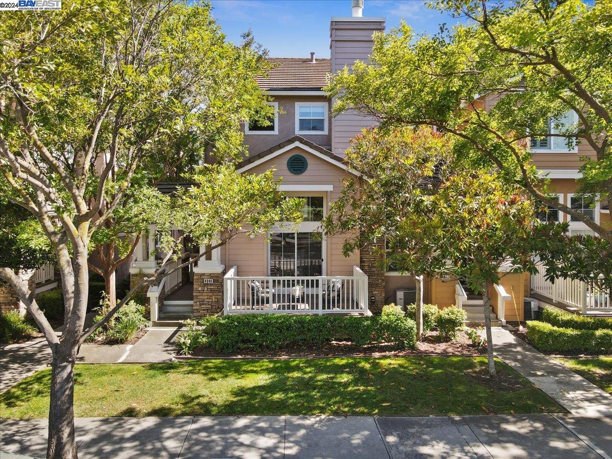 More Details about MLS # 41062957 : 4840 CENTRAL PKWY # 79