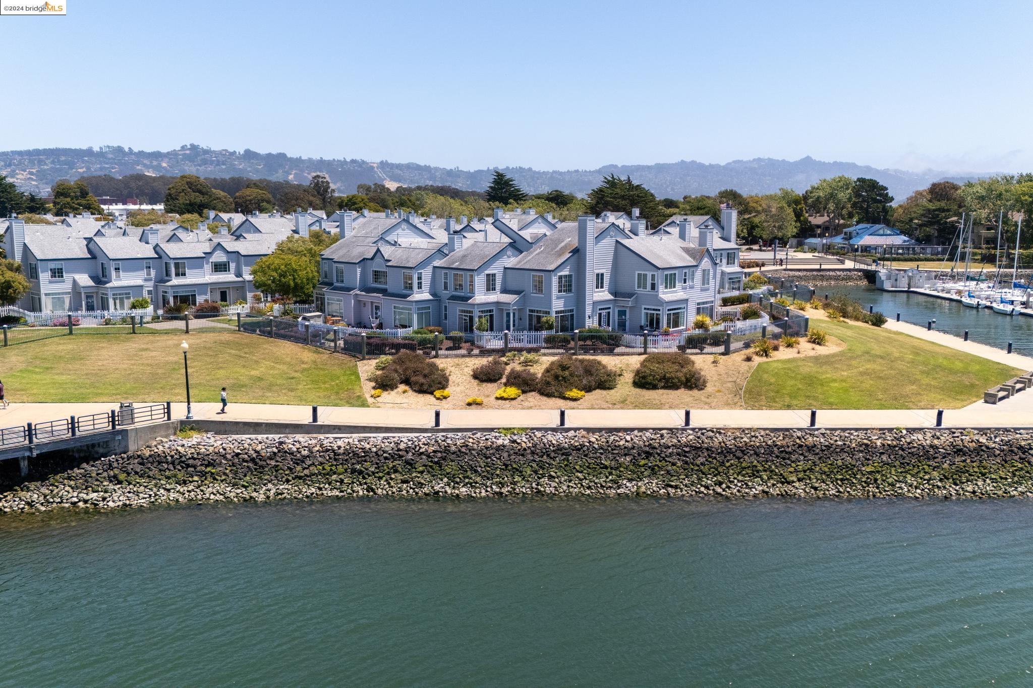 Photo #6: 41063042 Listing 