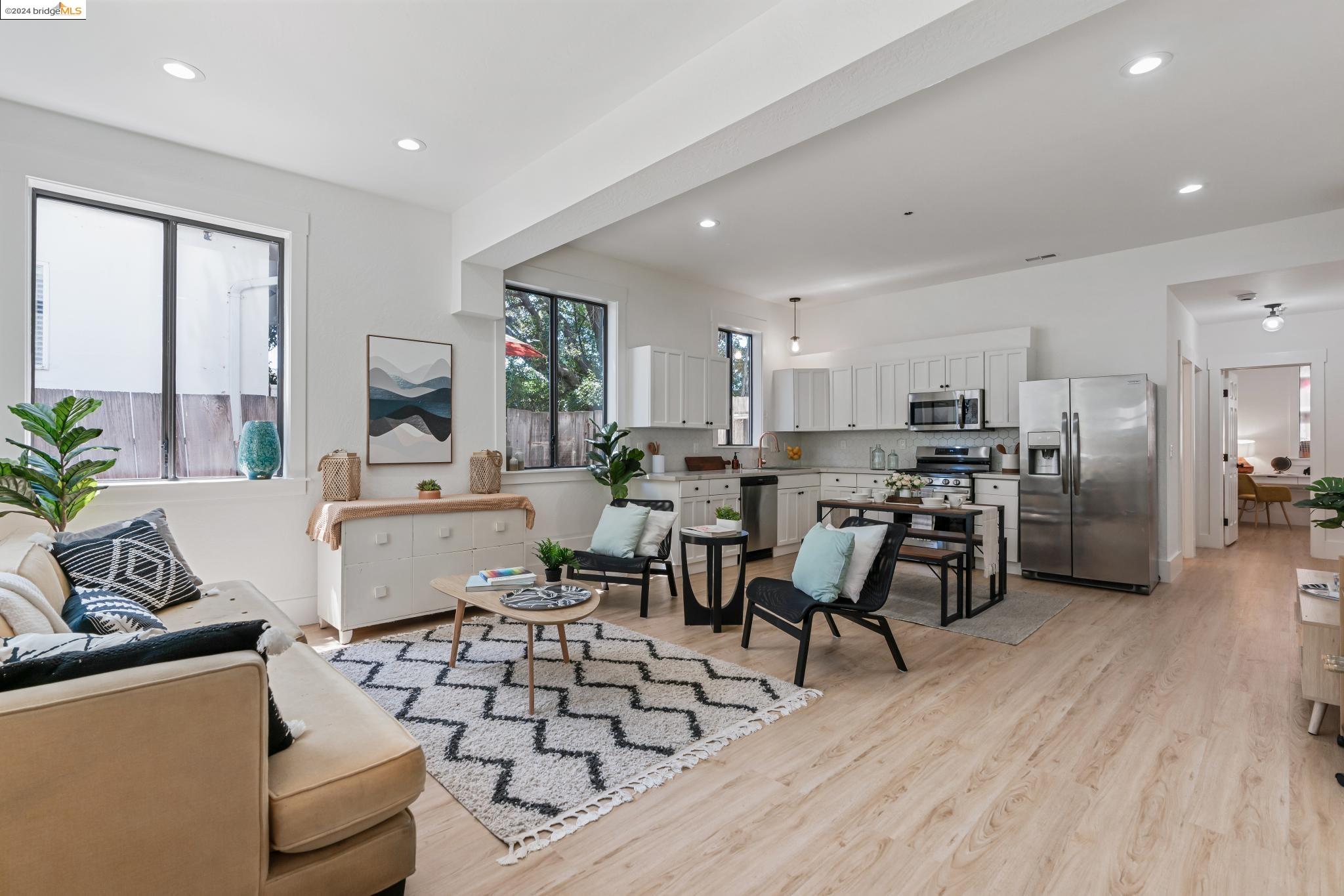 Photo #5: 41063049 Listing 
