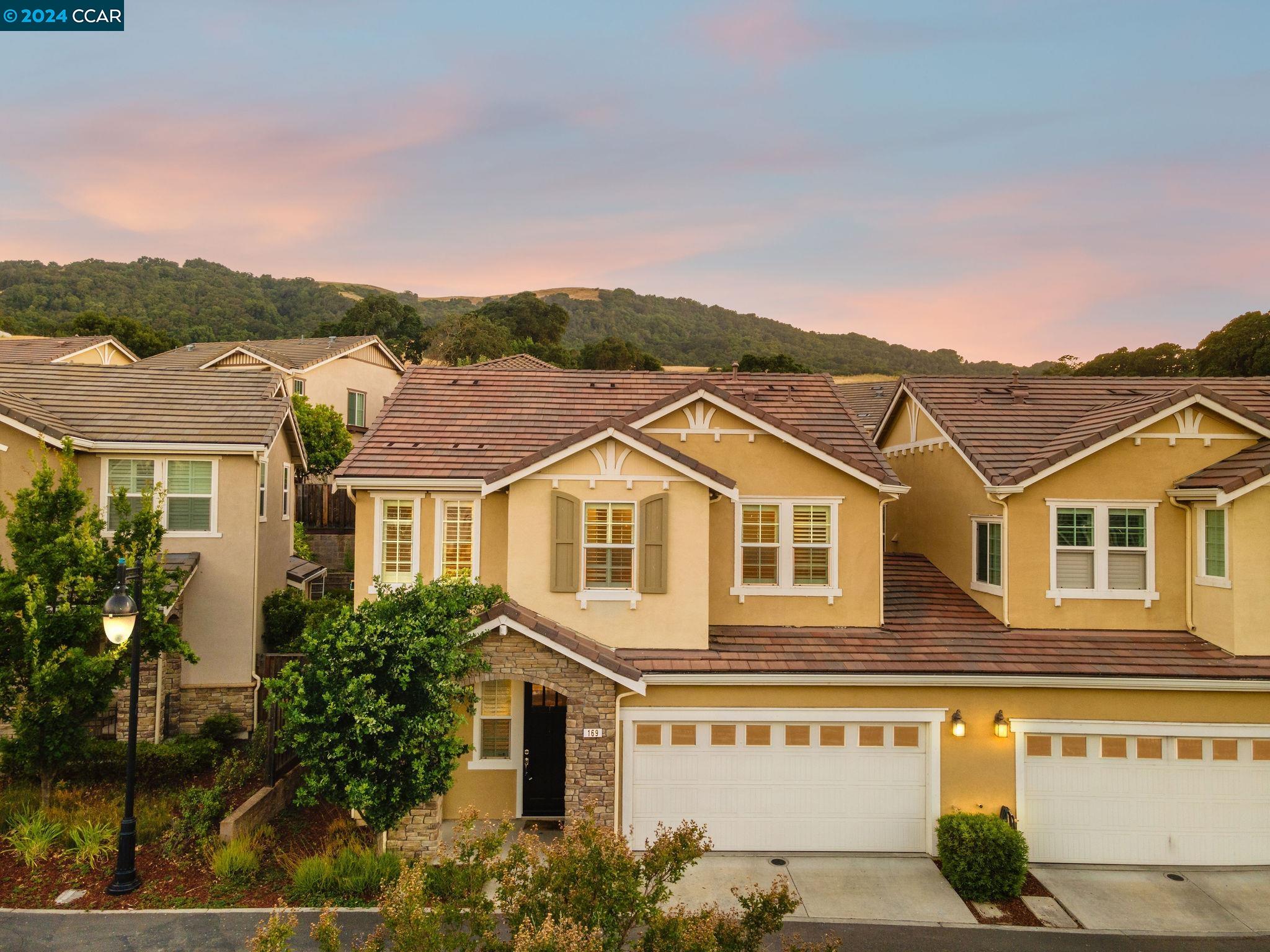 Photo #2: 41063059 Listing 