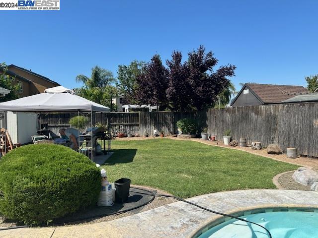 Detail Gallery Image 33 of 36 For 2074 Woodbine Ave, Manteca,  CA 95337 - 4 Beds | 2/1 Baths