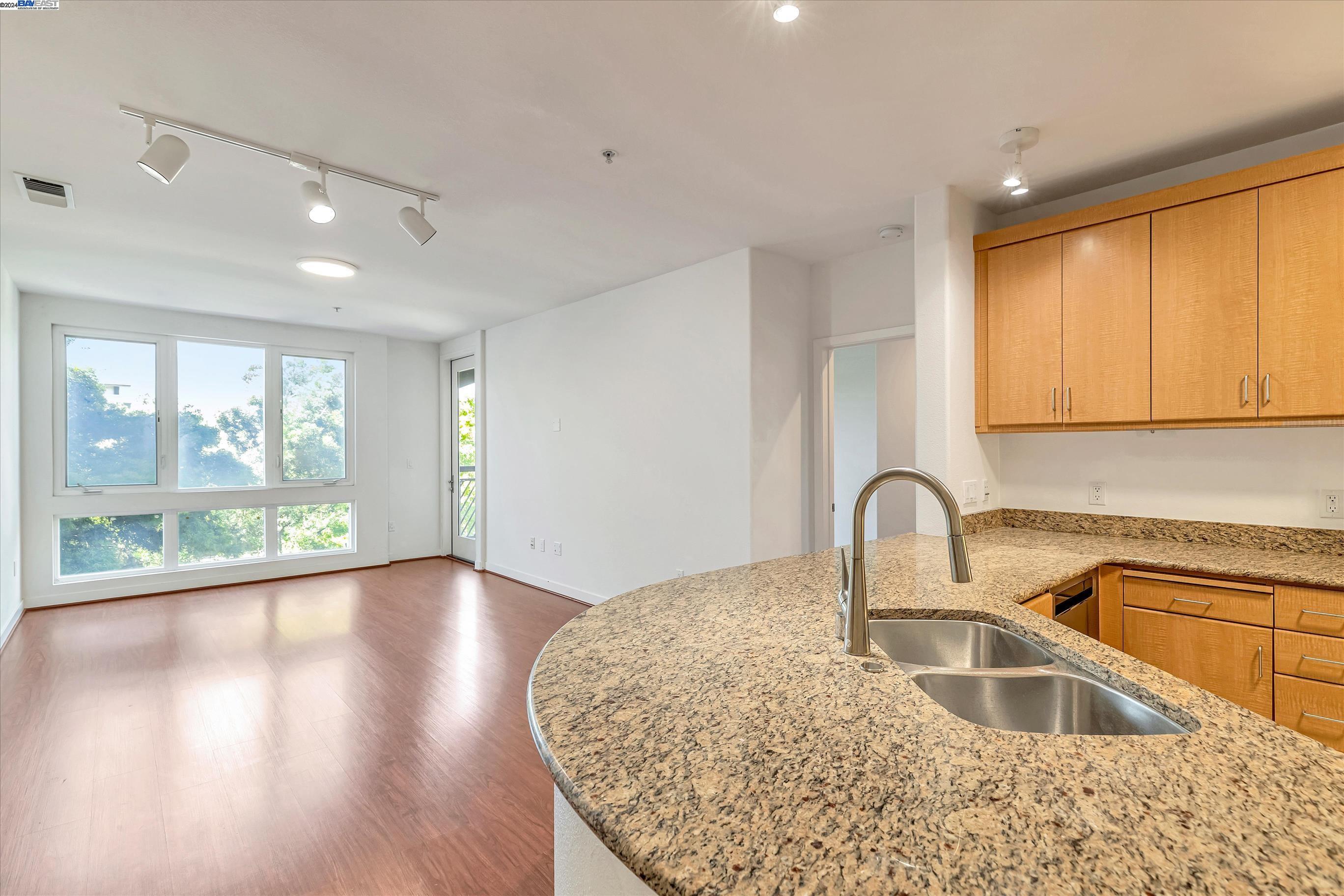 Photo #5: 41063125 Listing 