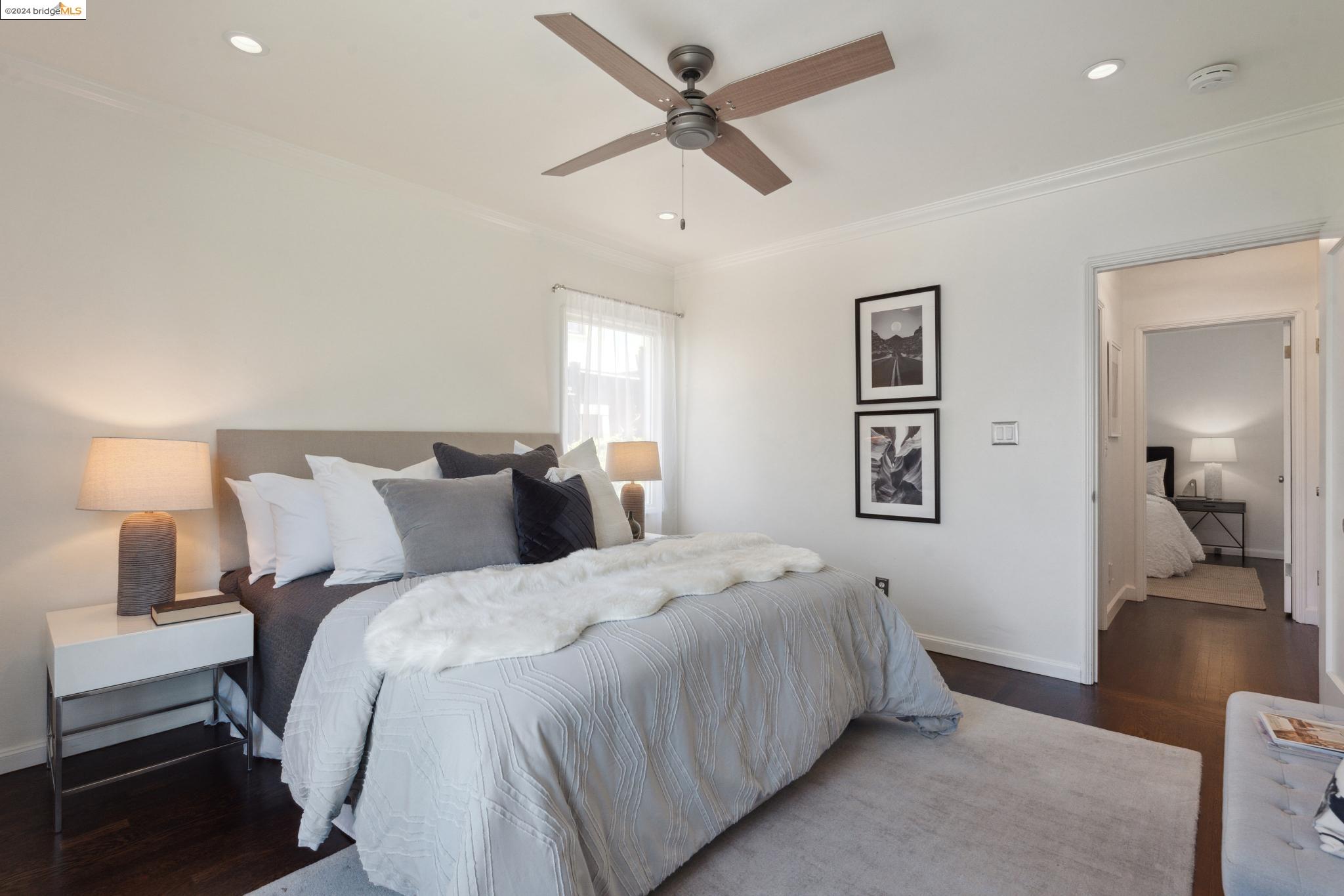 4542 Davenport