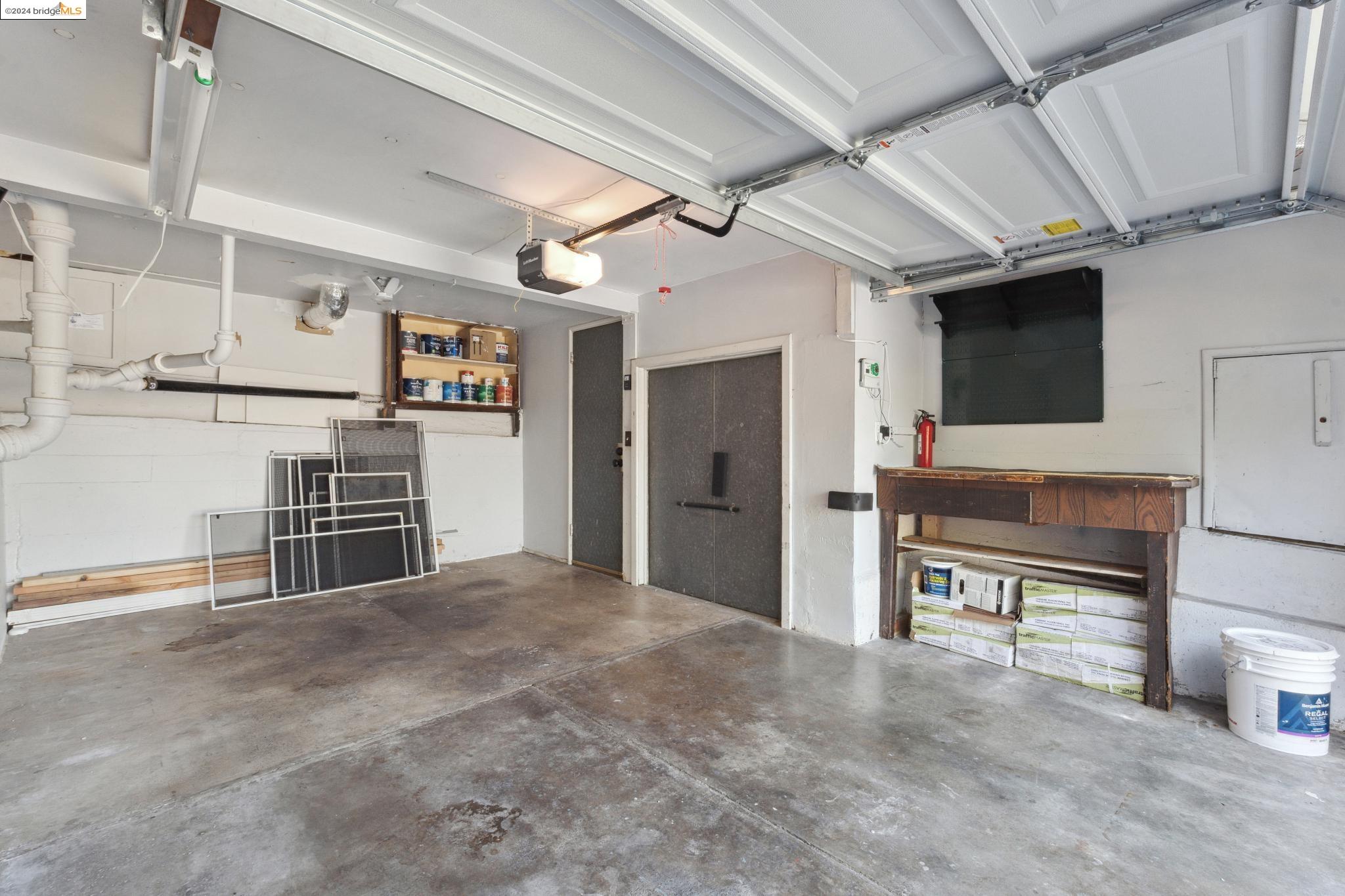 4542 Davenport