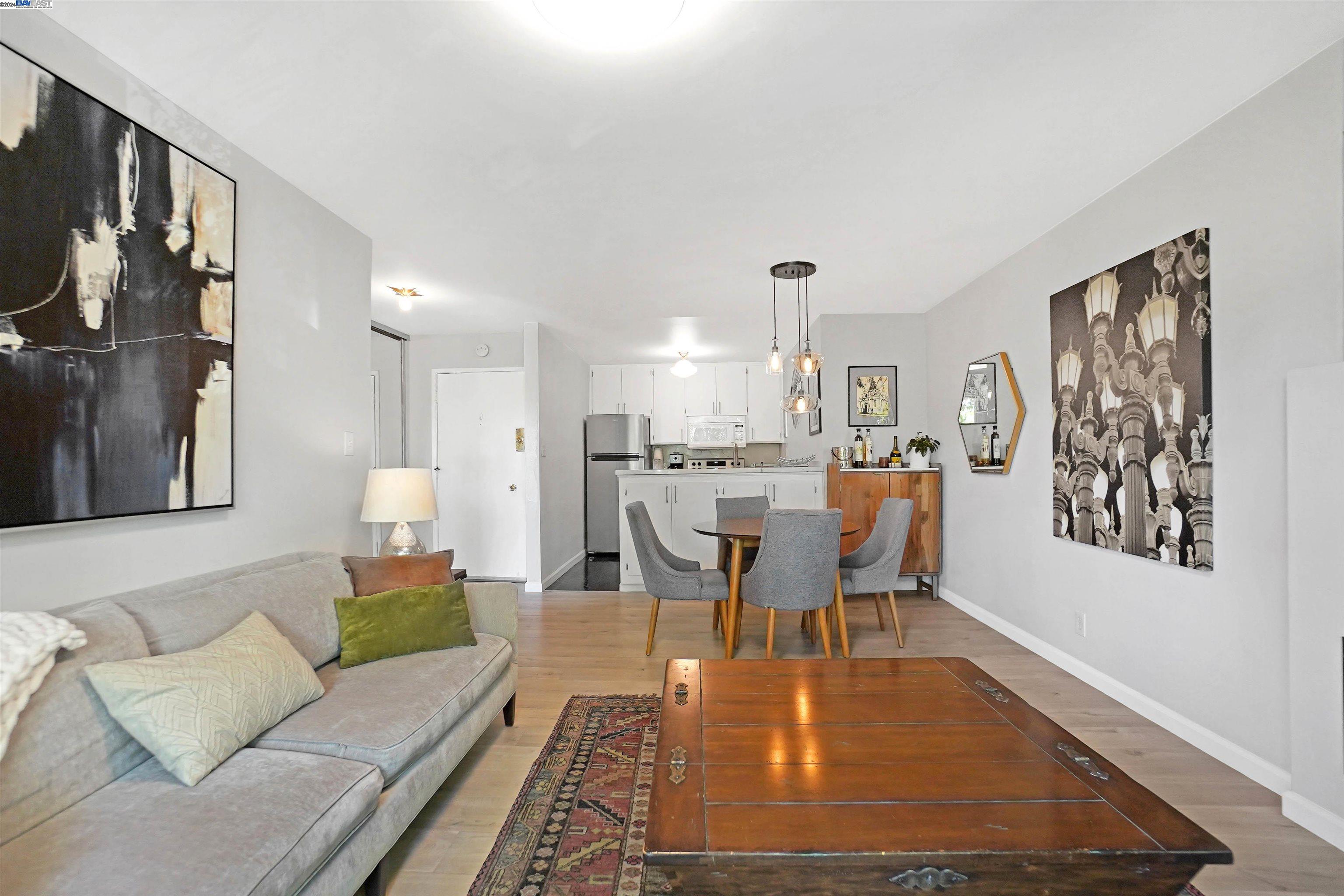 Photo #5: 41063170 Listing 
