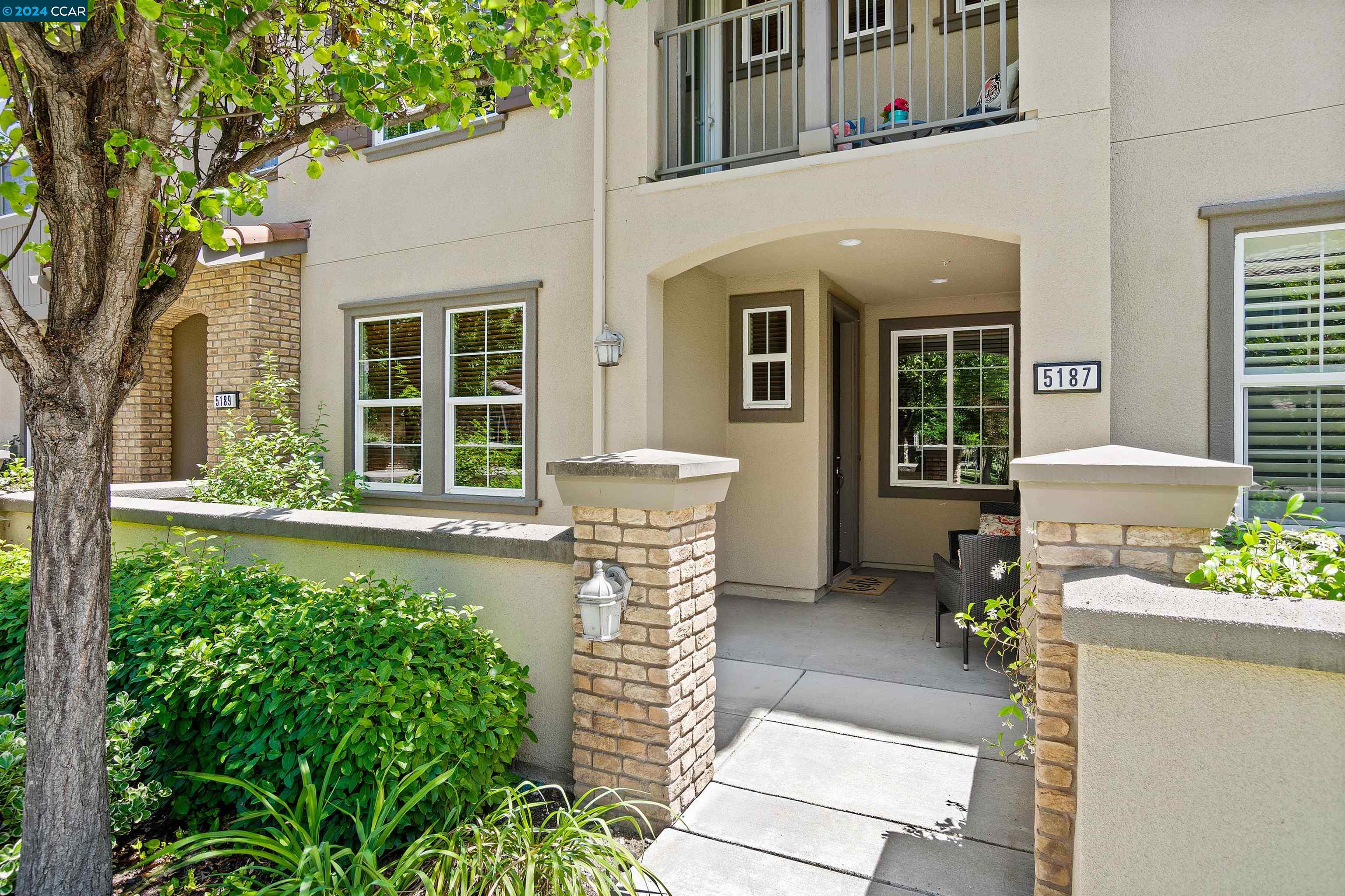 Photo #2: 41063189 Listing 