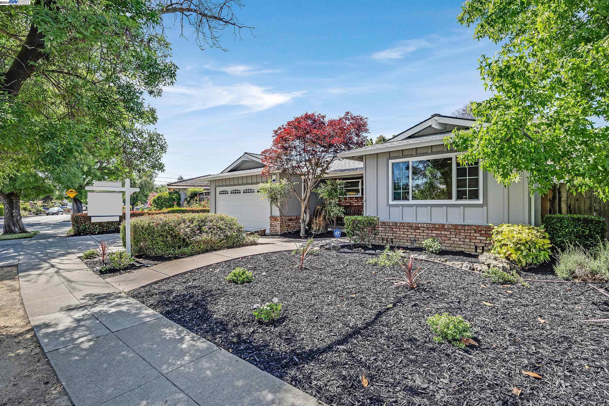 Detail Gallery Image 1 of 1 For 2552 Parkside Dr, Fremont,  CA 94536 - 4 Beds | 2 Baths