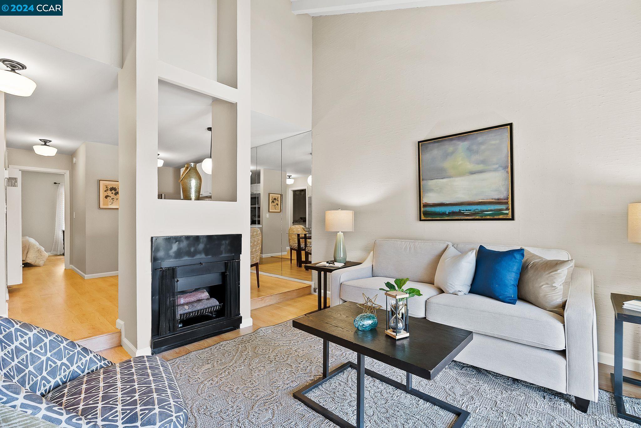 Photo #2: 41063311 Listing 