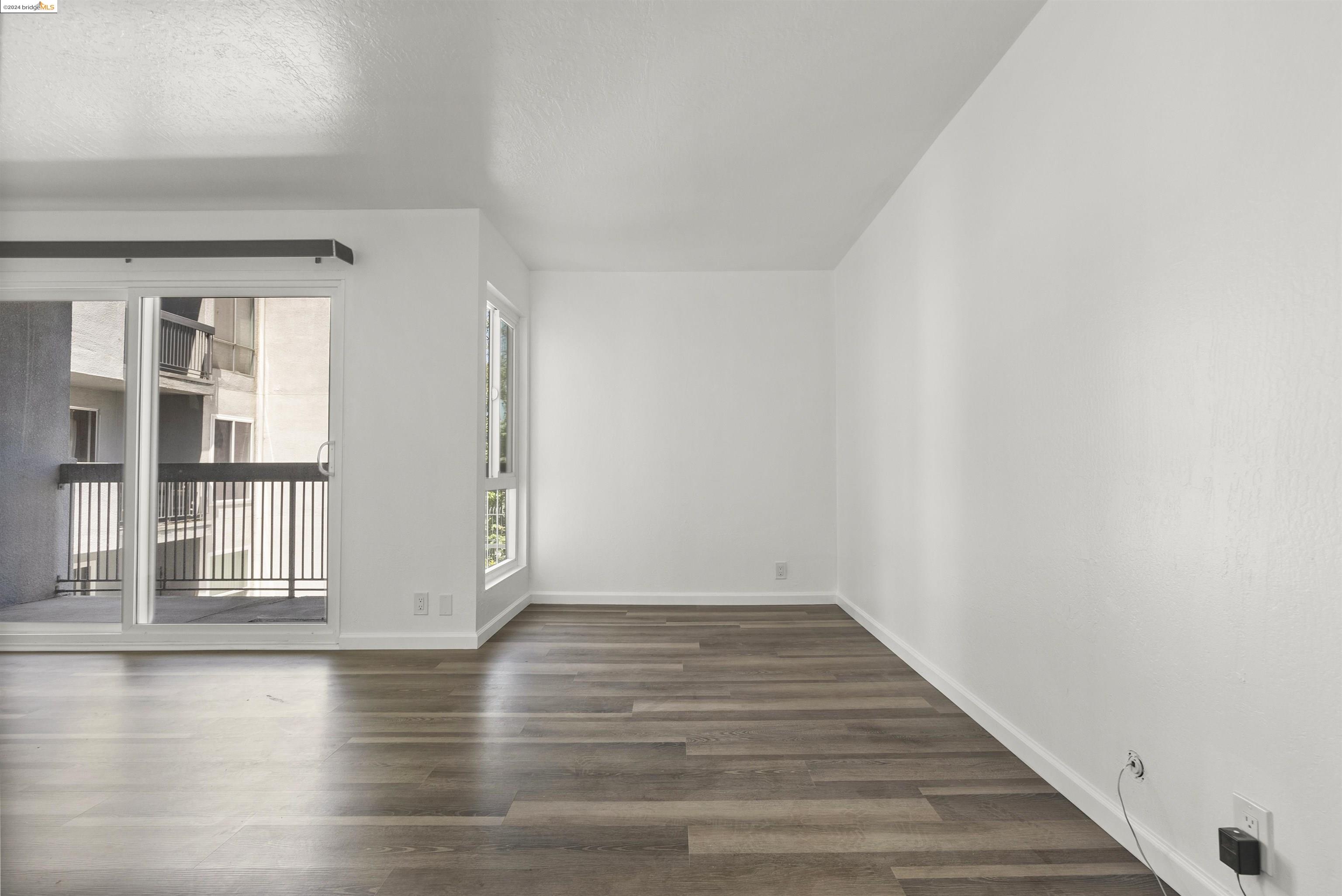 Photo #5: 41063354 Listing 
