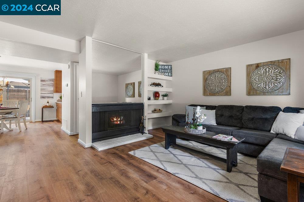 Photo #3: 41063406 Listing 