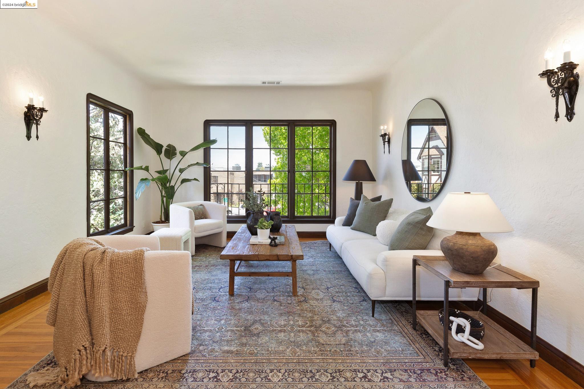 Photo #2: 41063419 Listing 