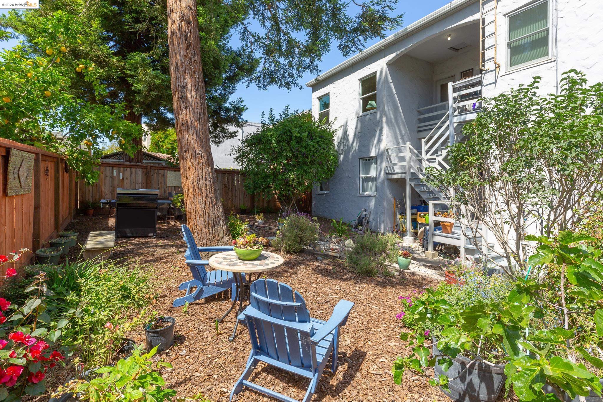 Detail Gallery Image 39 of 39 For 2700 8th Ave #4,  Oakland,  CA 94606 - 2 Beds | 1 Baths