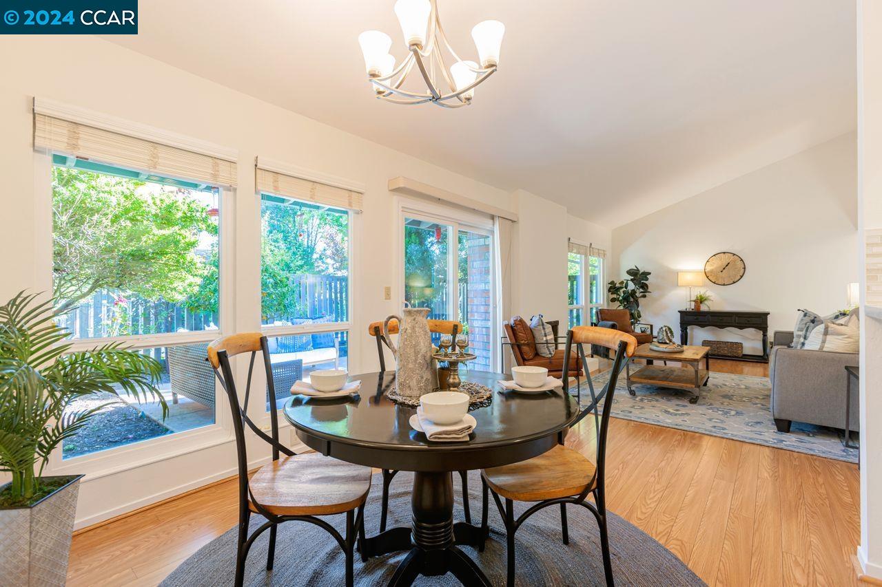Photo #2: 41063425 Listing 