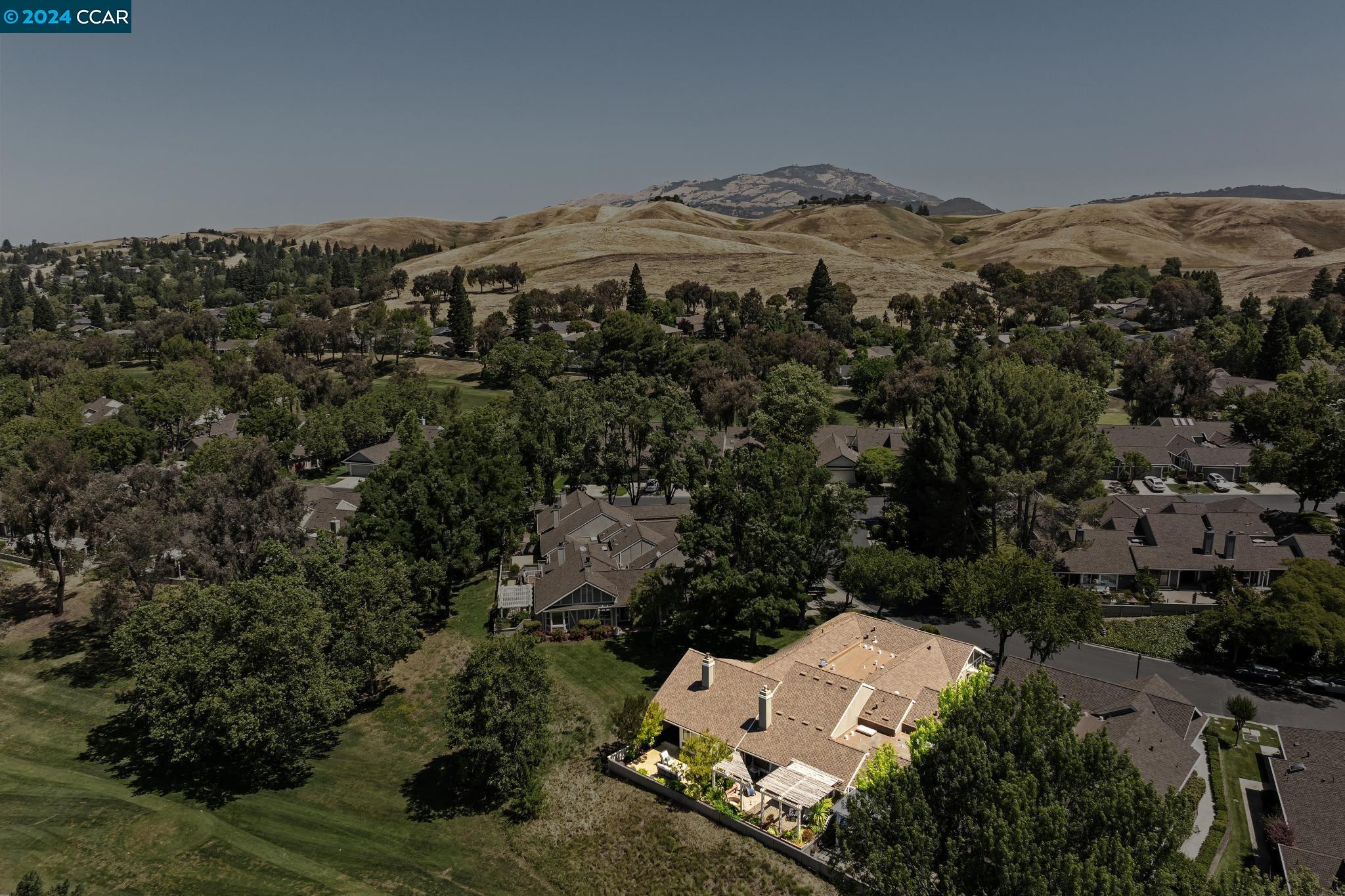 Photo #5: 41063437 Listing 