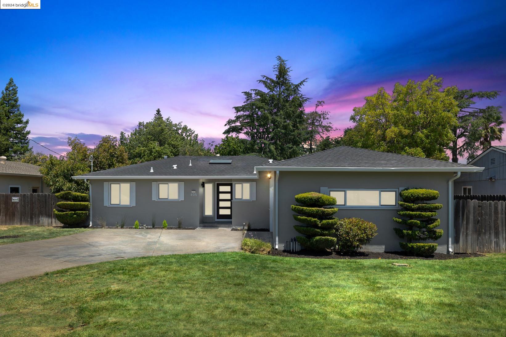 Detail Gallery Image 1 of 1 For 405 Curtner Ave, Campbell,  CA 95008 - 3 Beds | 2 Baths