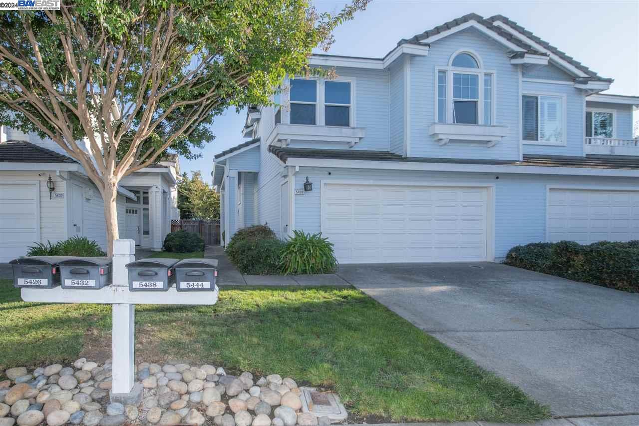 Detail Gallery Image 1 of 1 For 5438 Quebec Cmn, Fremont,  CA 94555 - 3 Beds | 2/1 Baths
