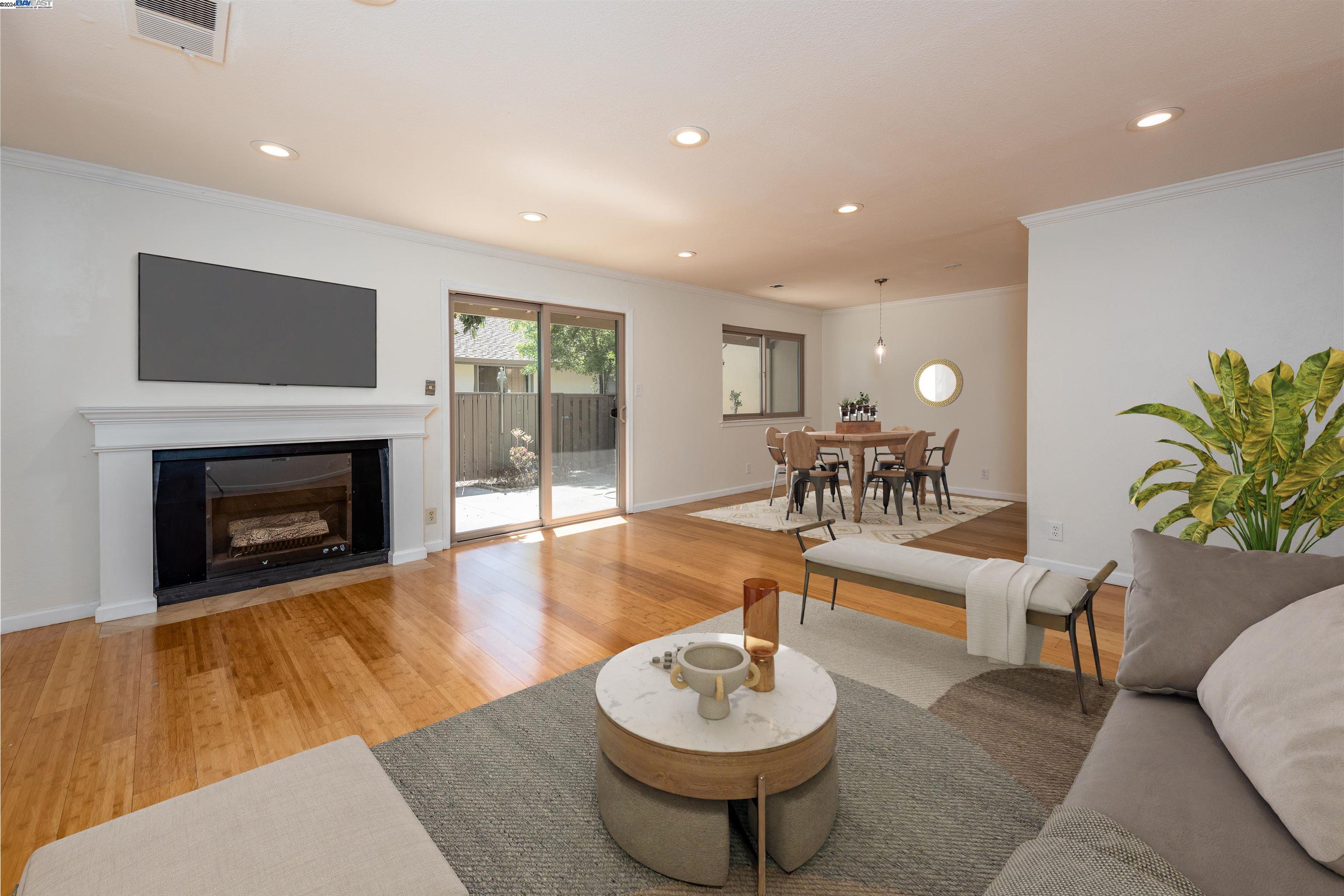 Photo #2: 41063679 Listing 