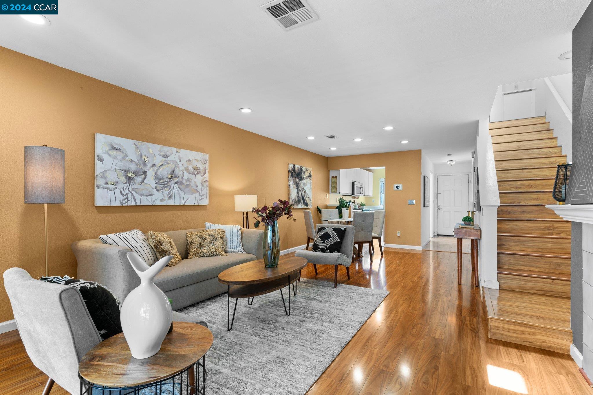 Photo #6: 41063686 Listing 