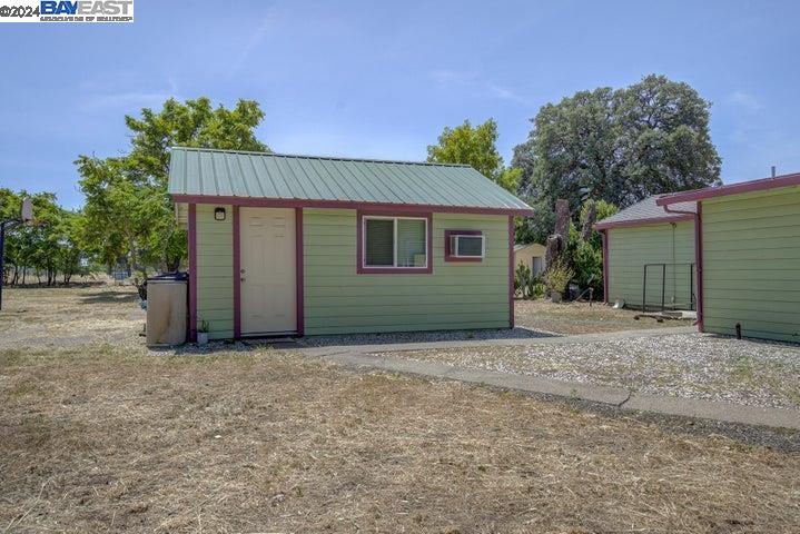 Detail Gallery Image 4 of 15 For 8080 State Hwy 99e, –,  CA 96055 - – Beds | – Baths